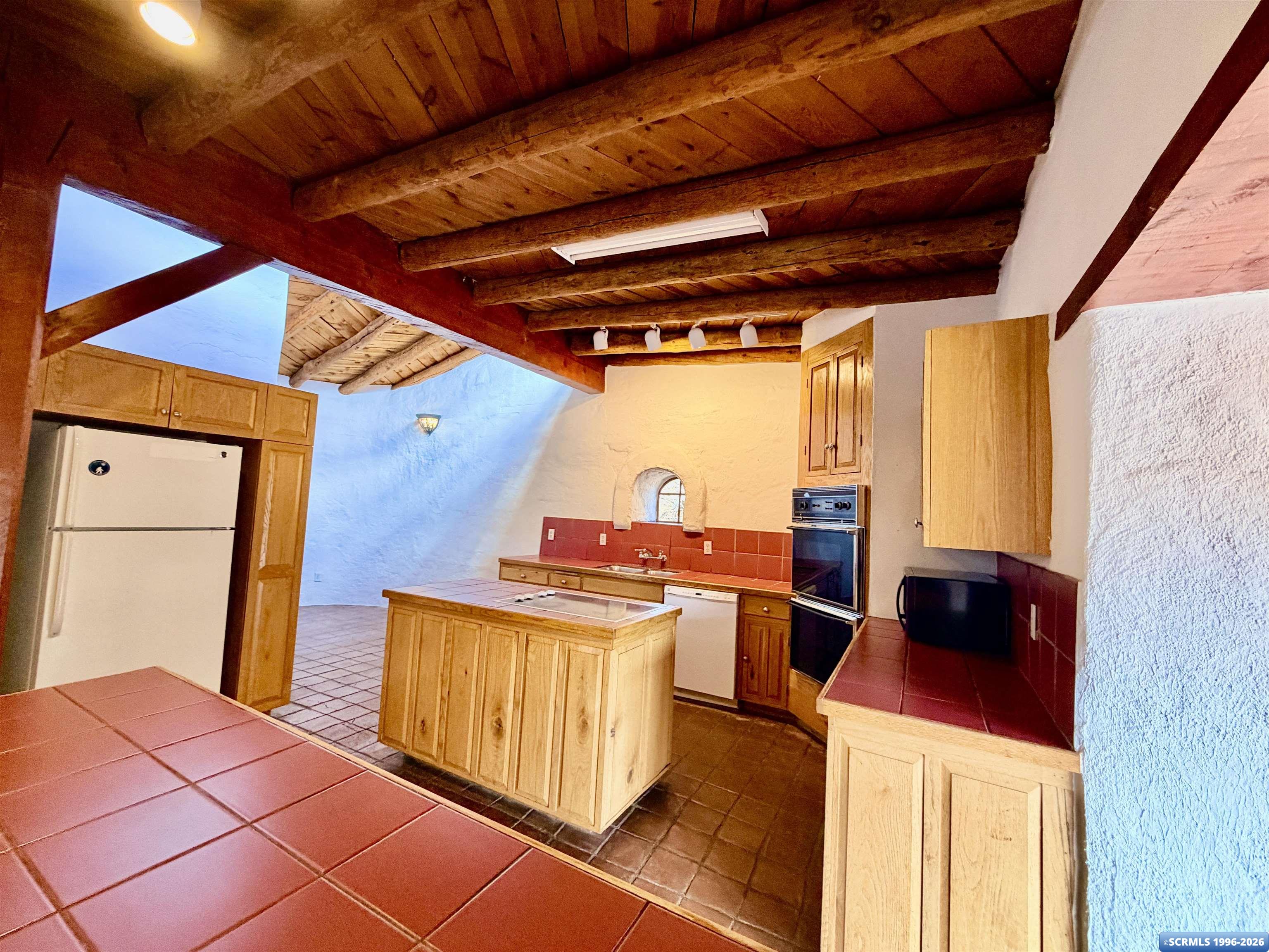 24 Amber Drive, photograph 28