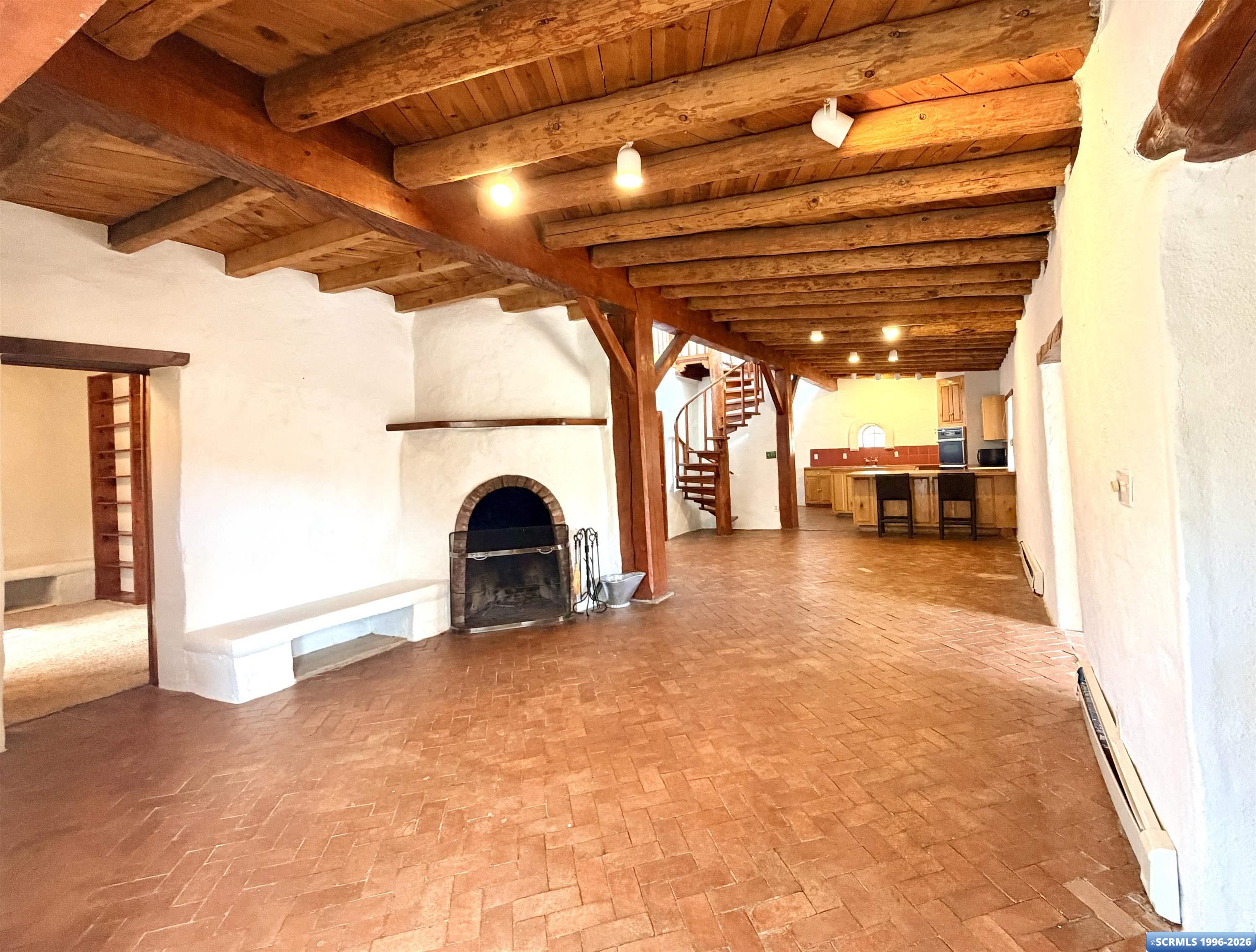 24 Amber Drive, photograph 22