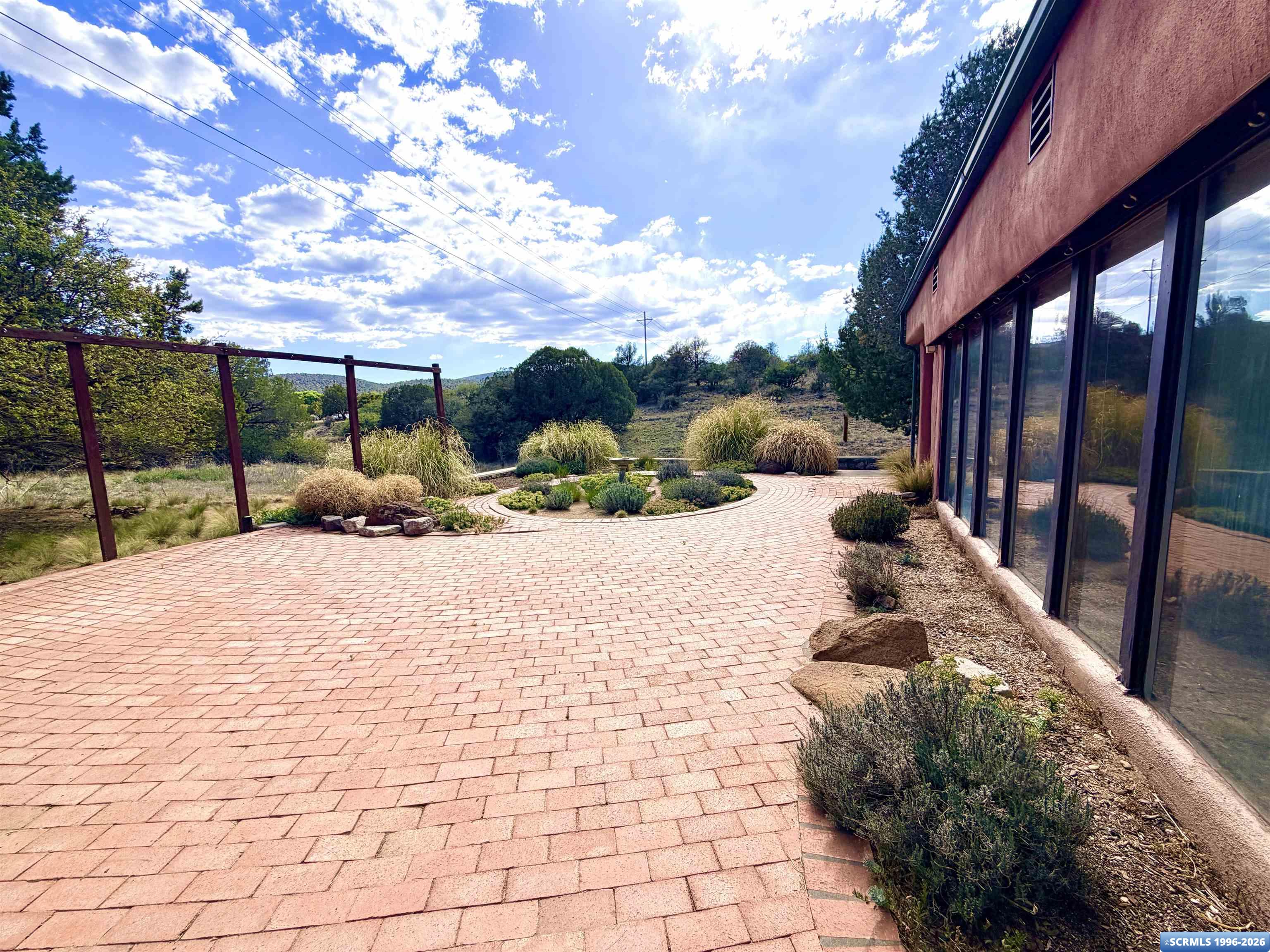 24 Amber Drive, photograph 38