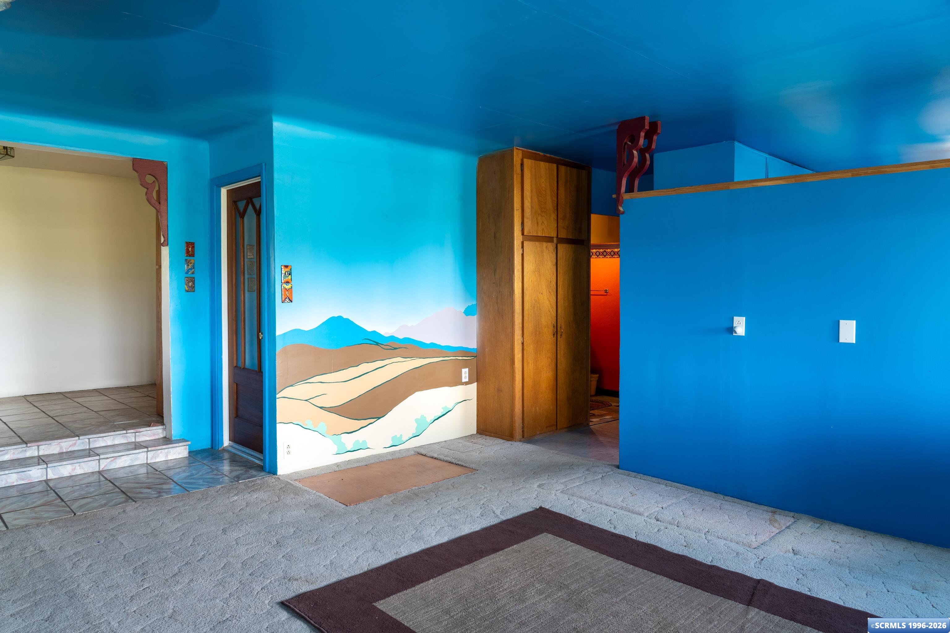 617 Skyview Drive, photograph 8