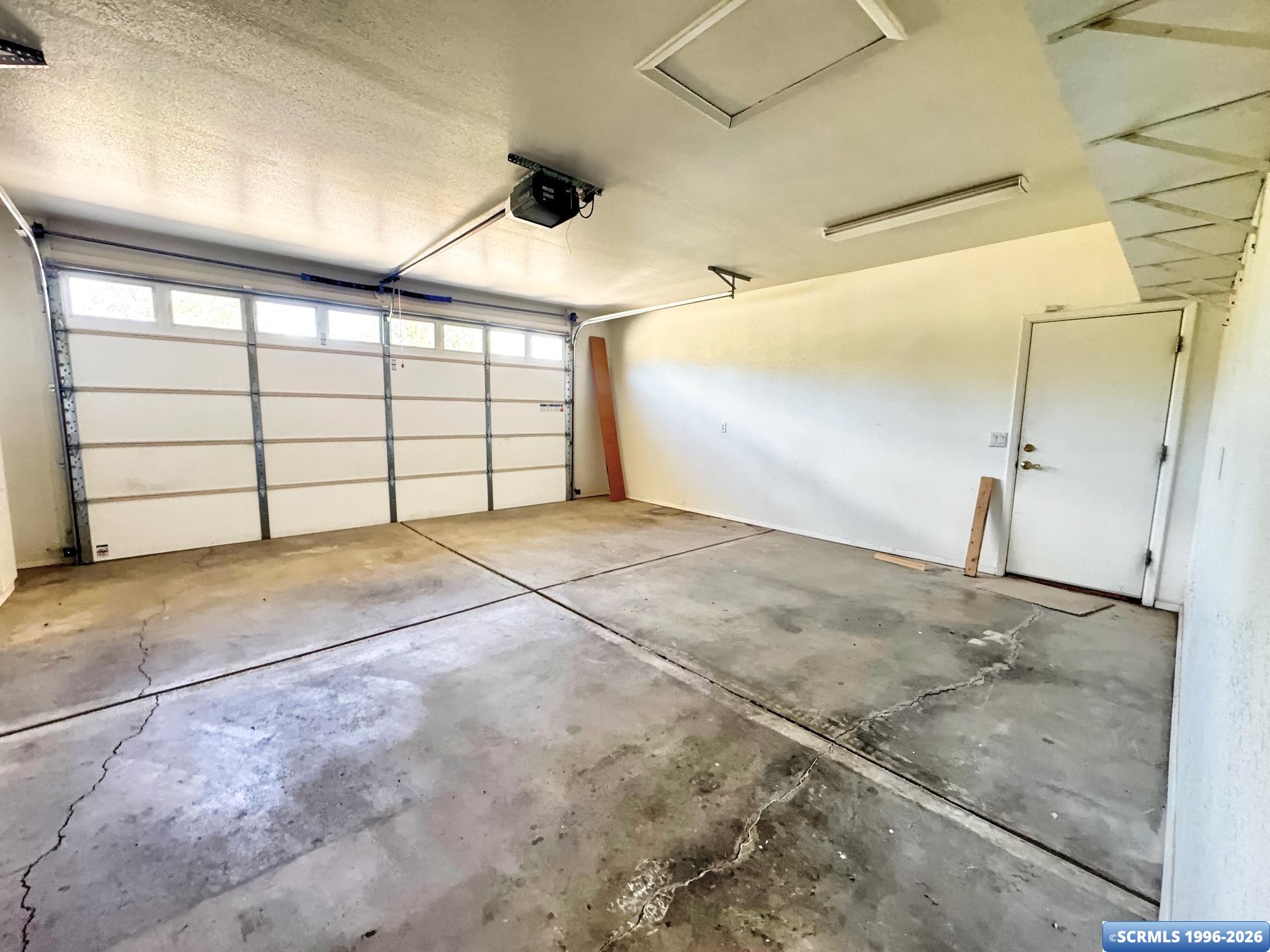 311 Hidden Way, photograph 35