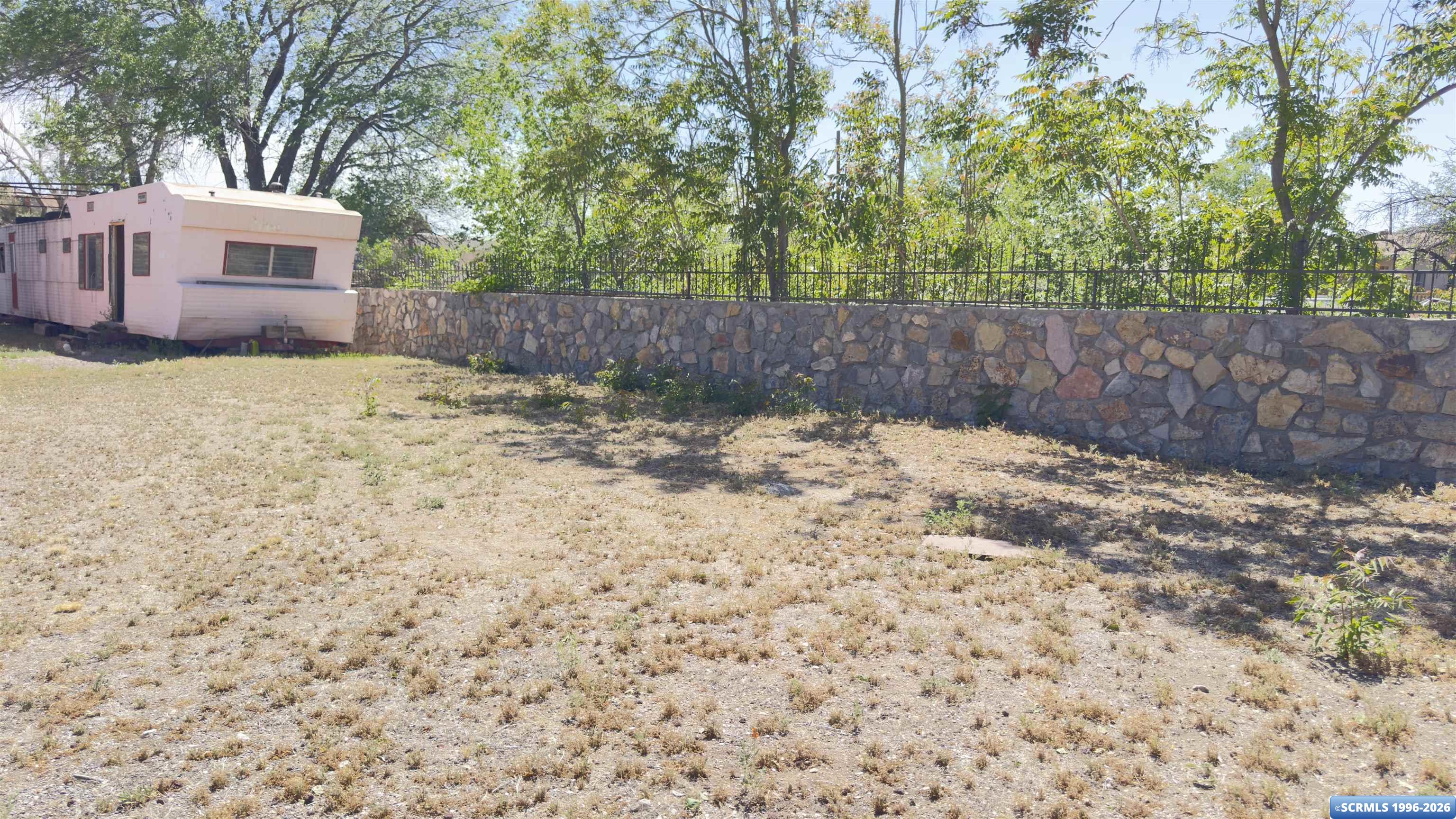 915 Corbin Street, photograph 7