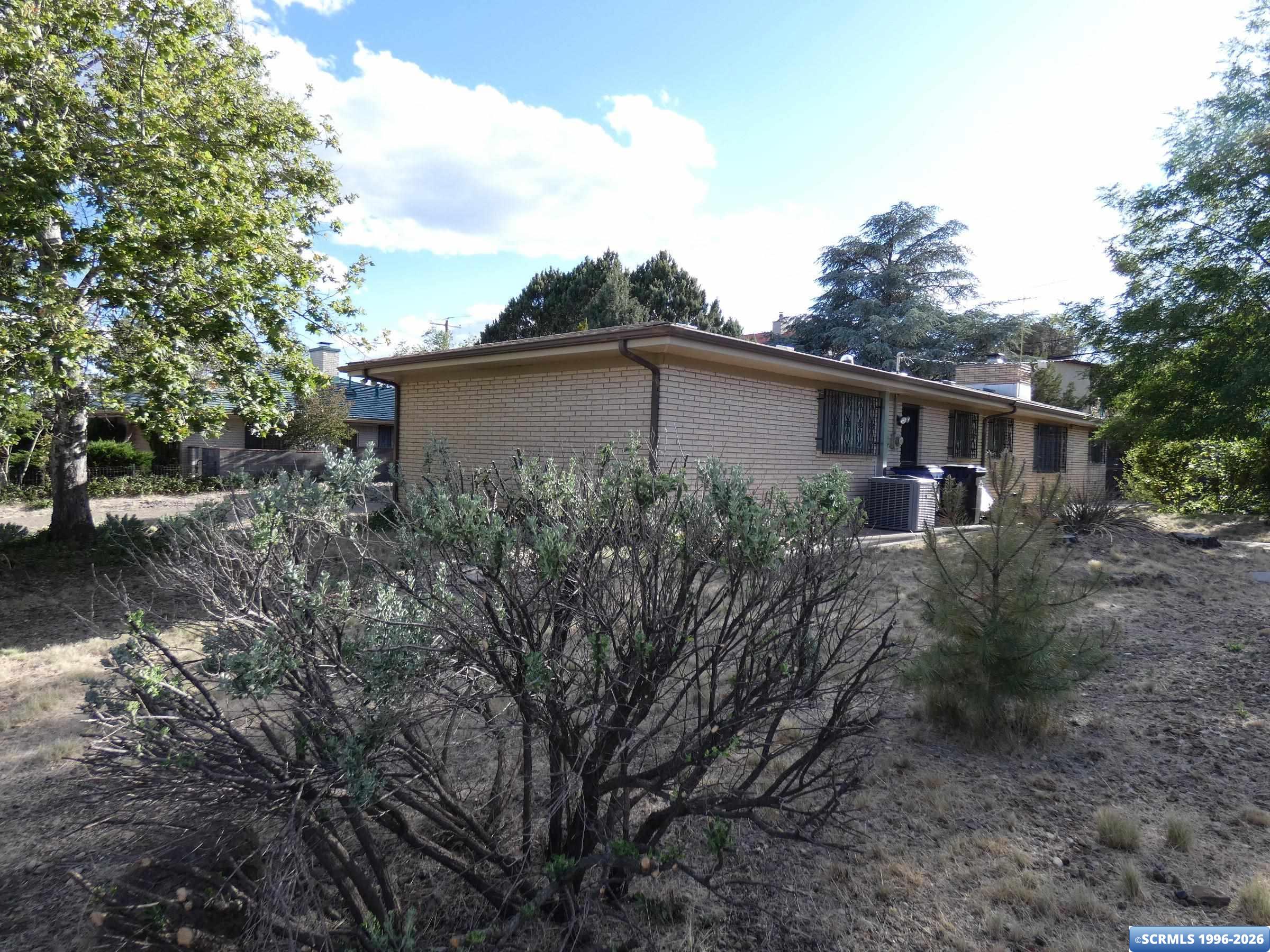 3315 Mann Drive, photograph 3