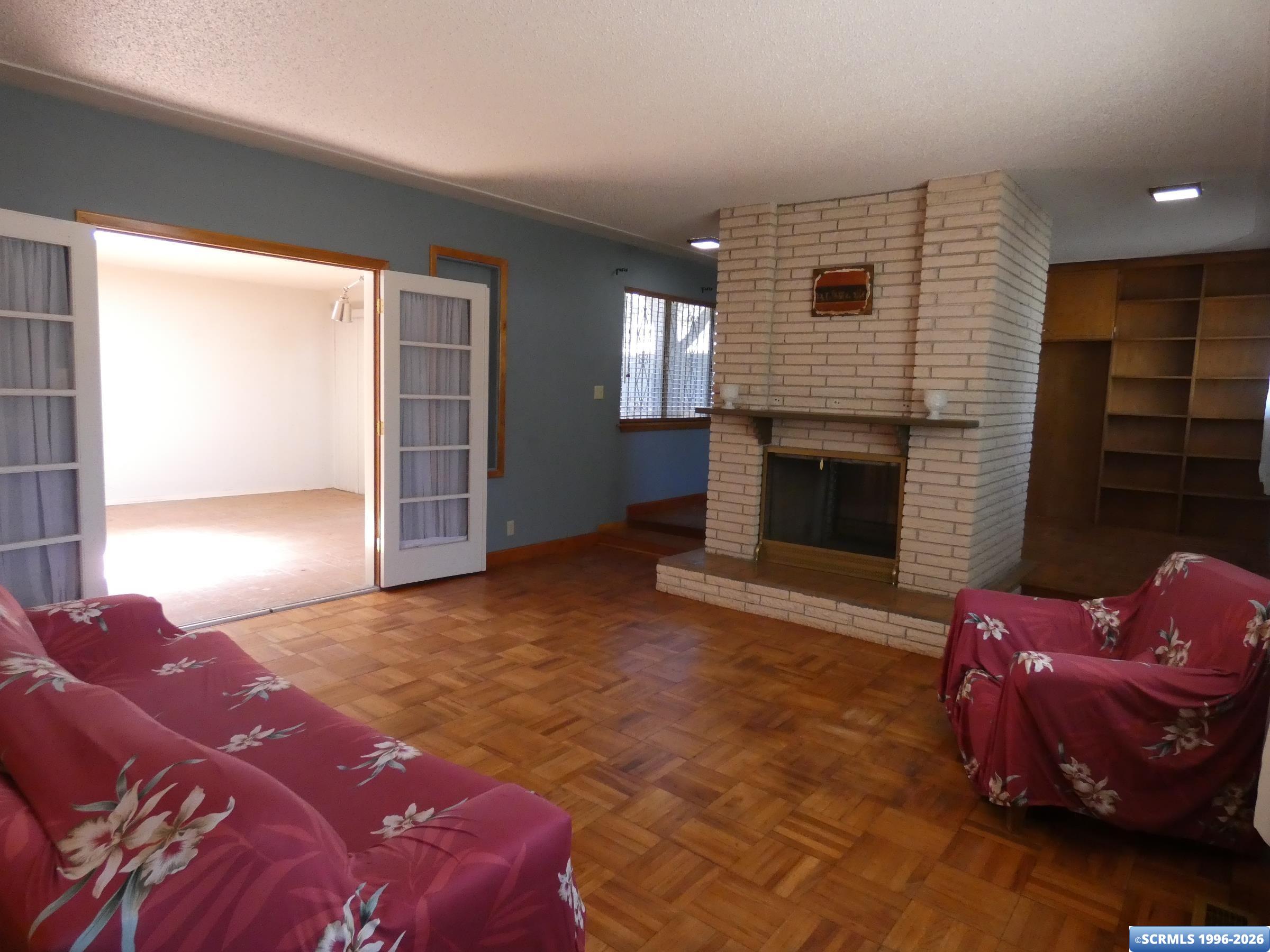 3315 Mann Drive, photograph 5