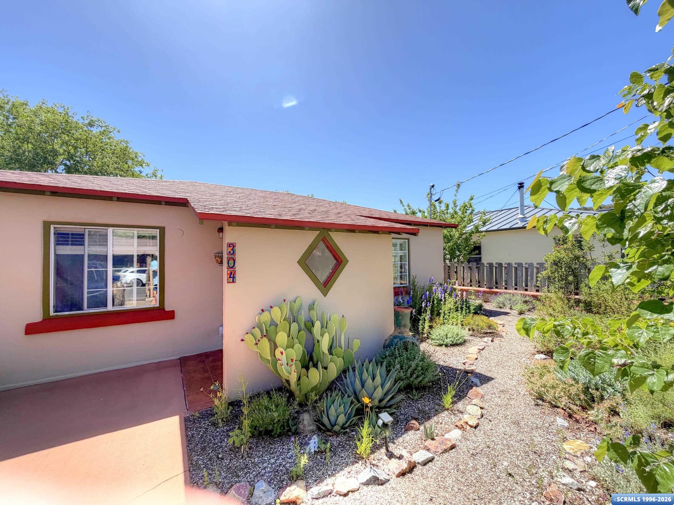 304 N E Street, photograph 2