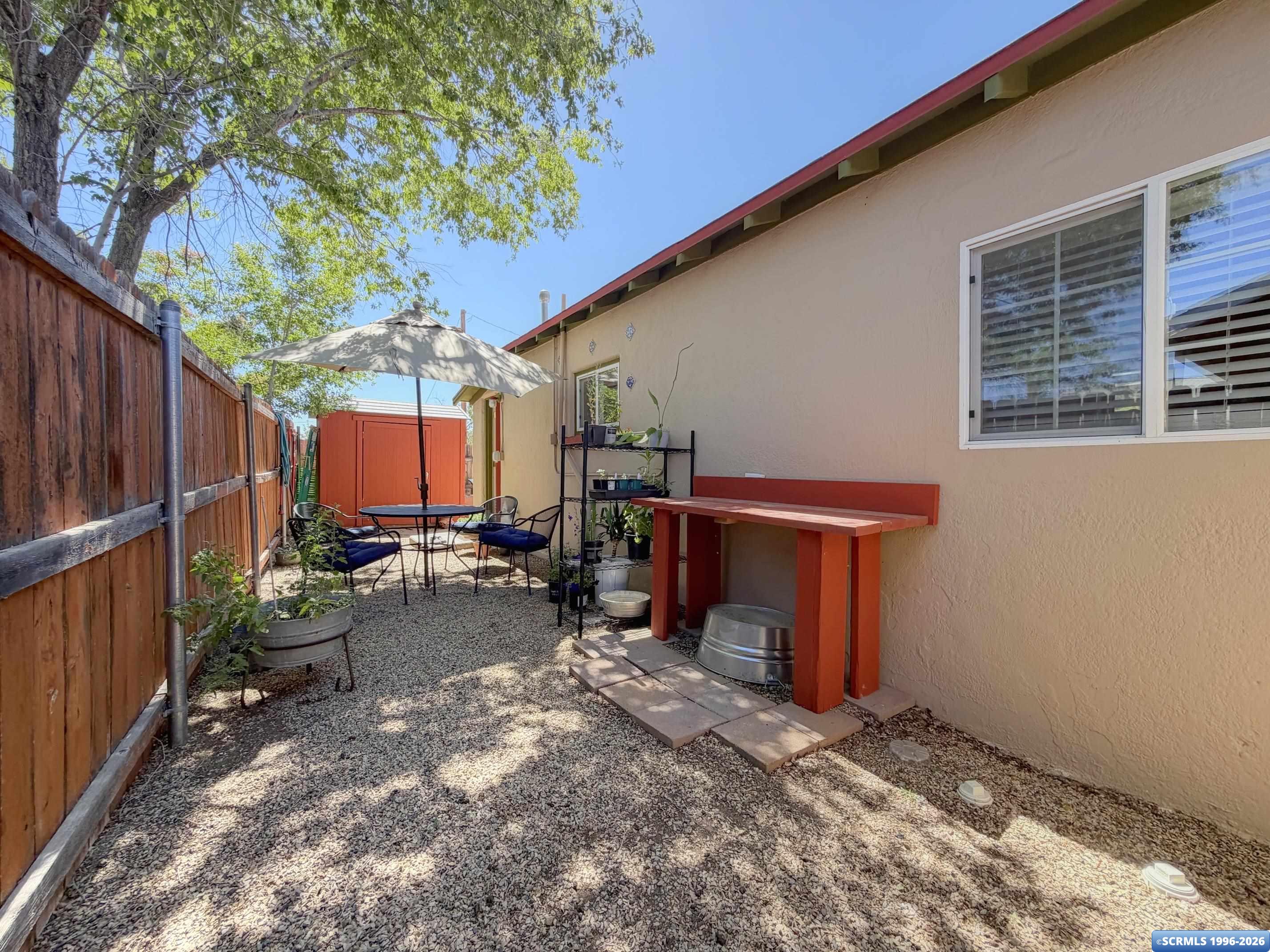 304 N E Street, photograph 31