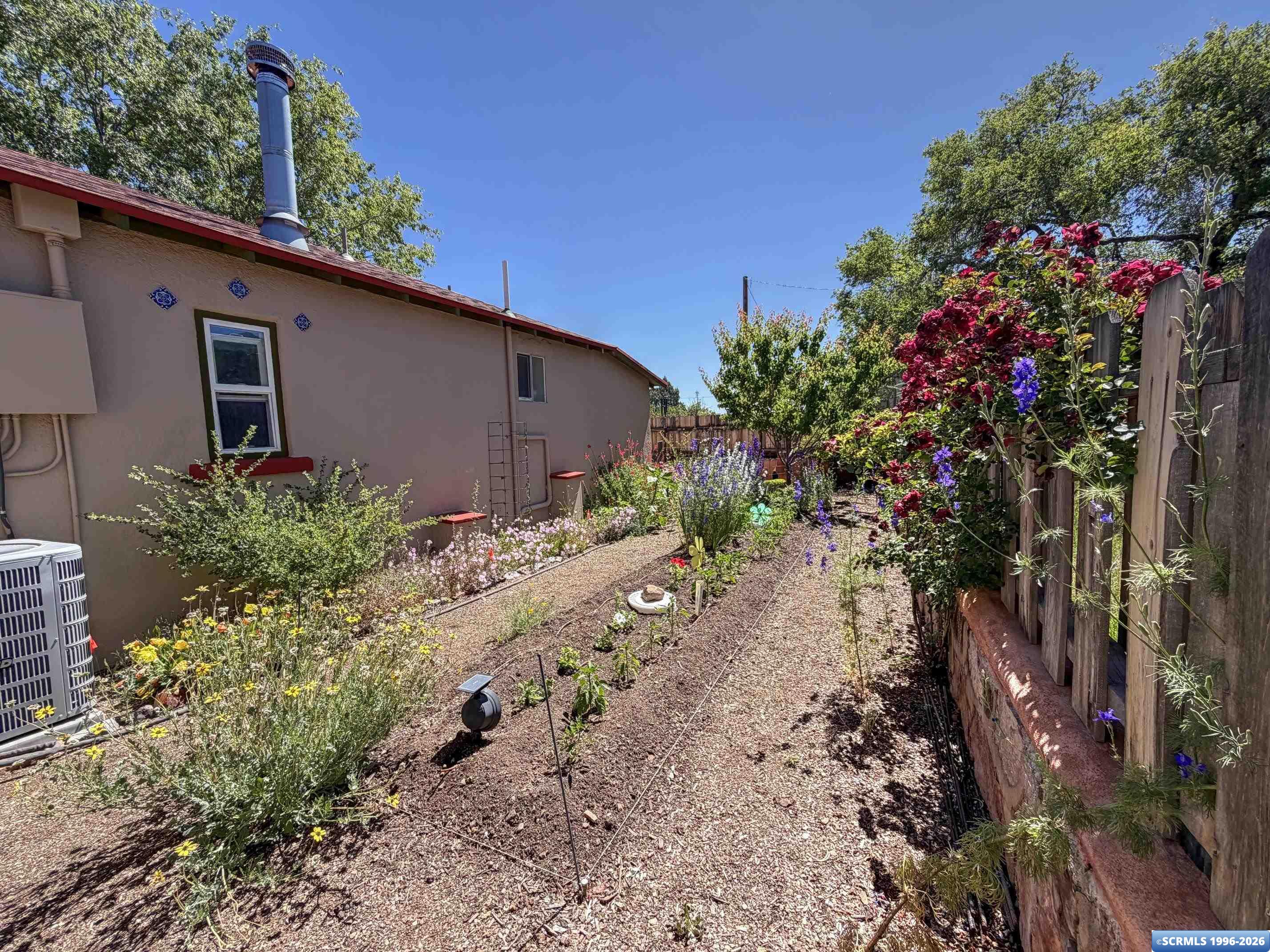 304 N E Street, photograph 35
