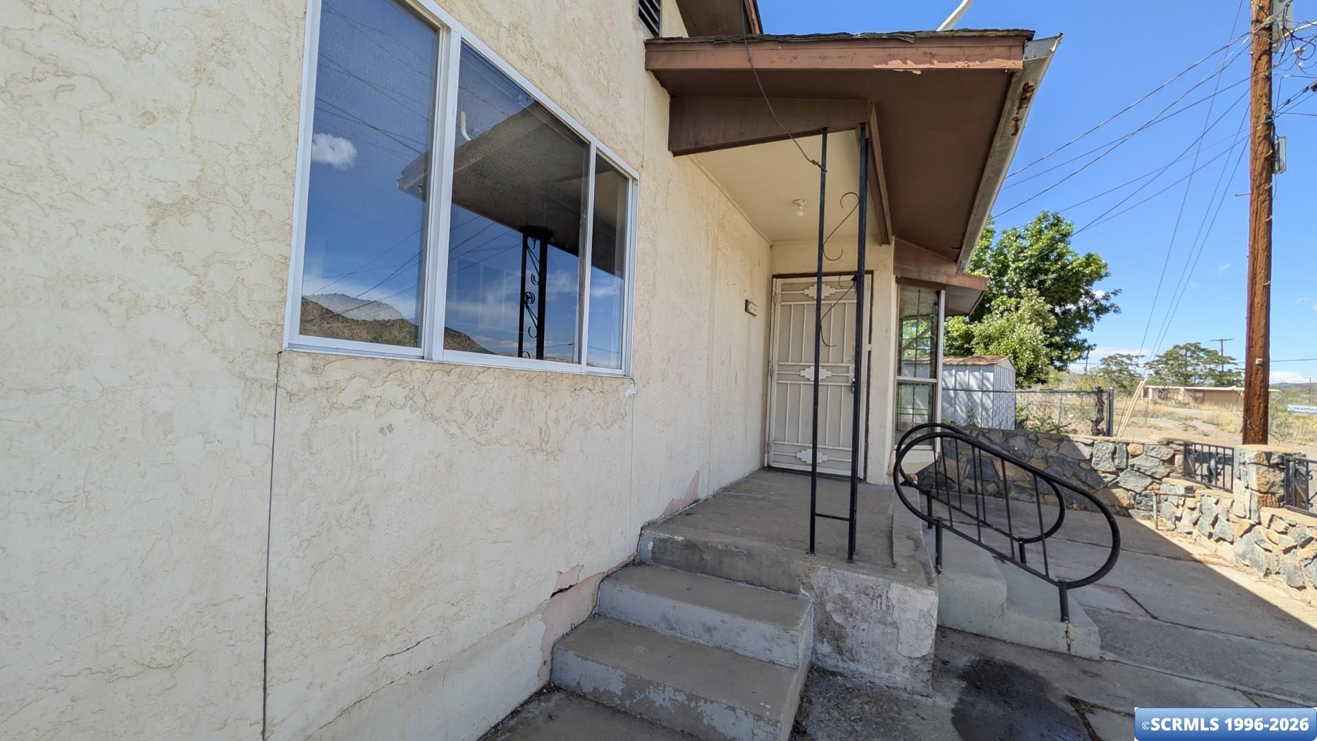 404 Diamond Street, photograph 32