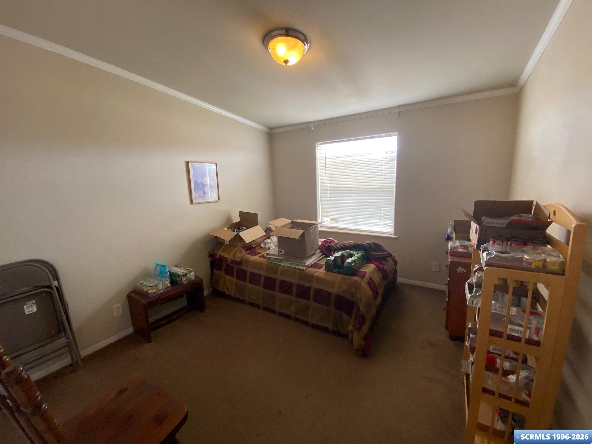 4 Easy Street, photograph 20