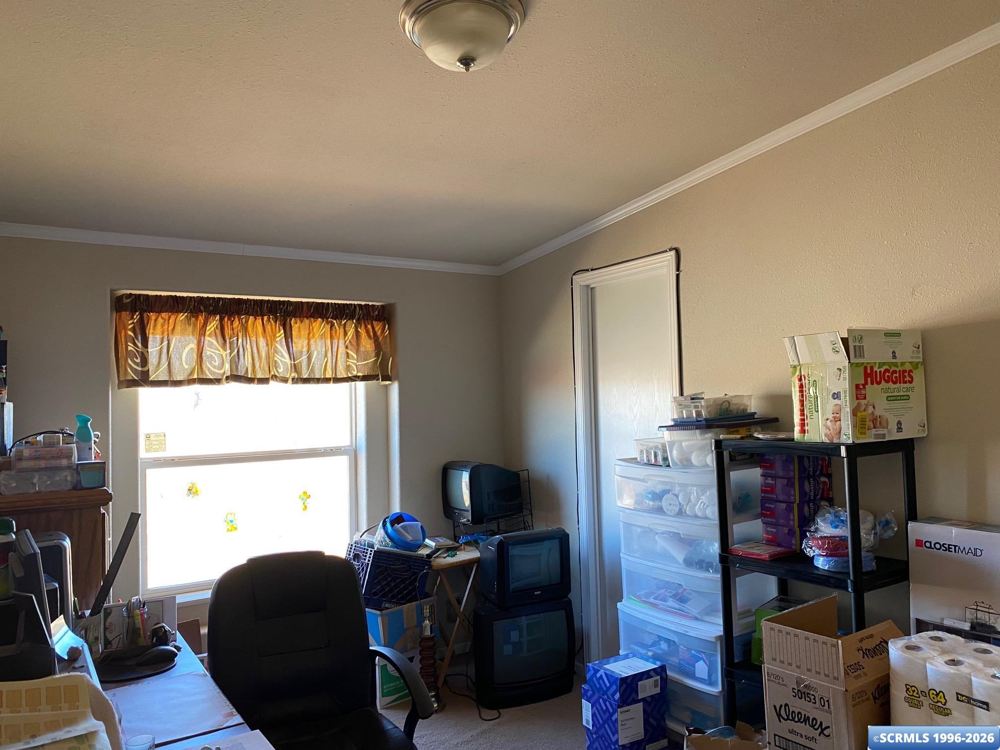 4 Easy Street, photograph 18