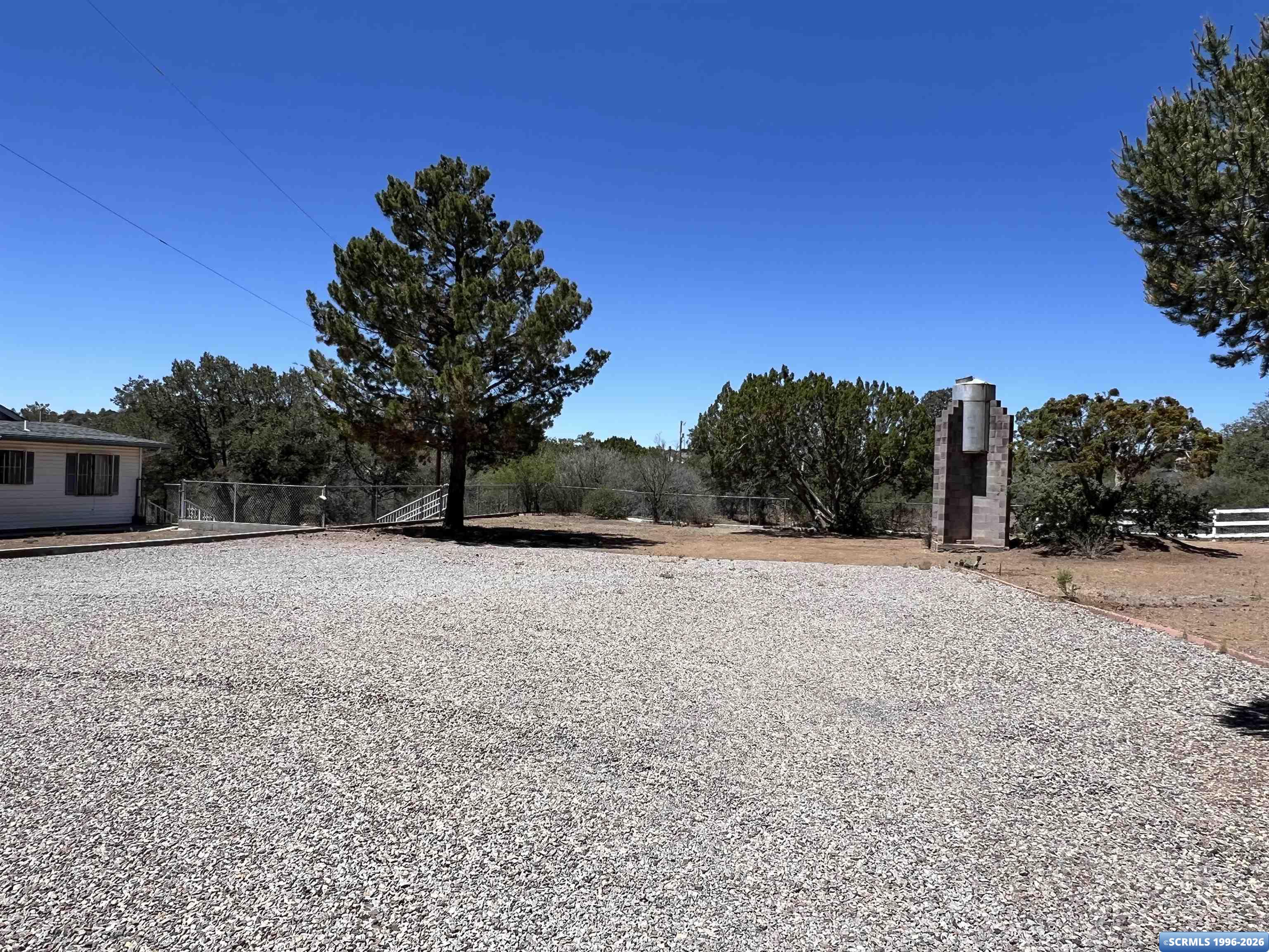 40 Rodeo Road, photograph 4