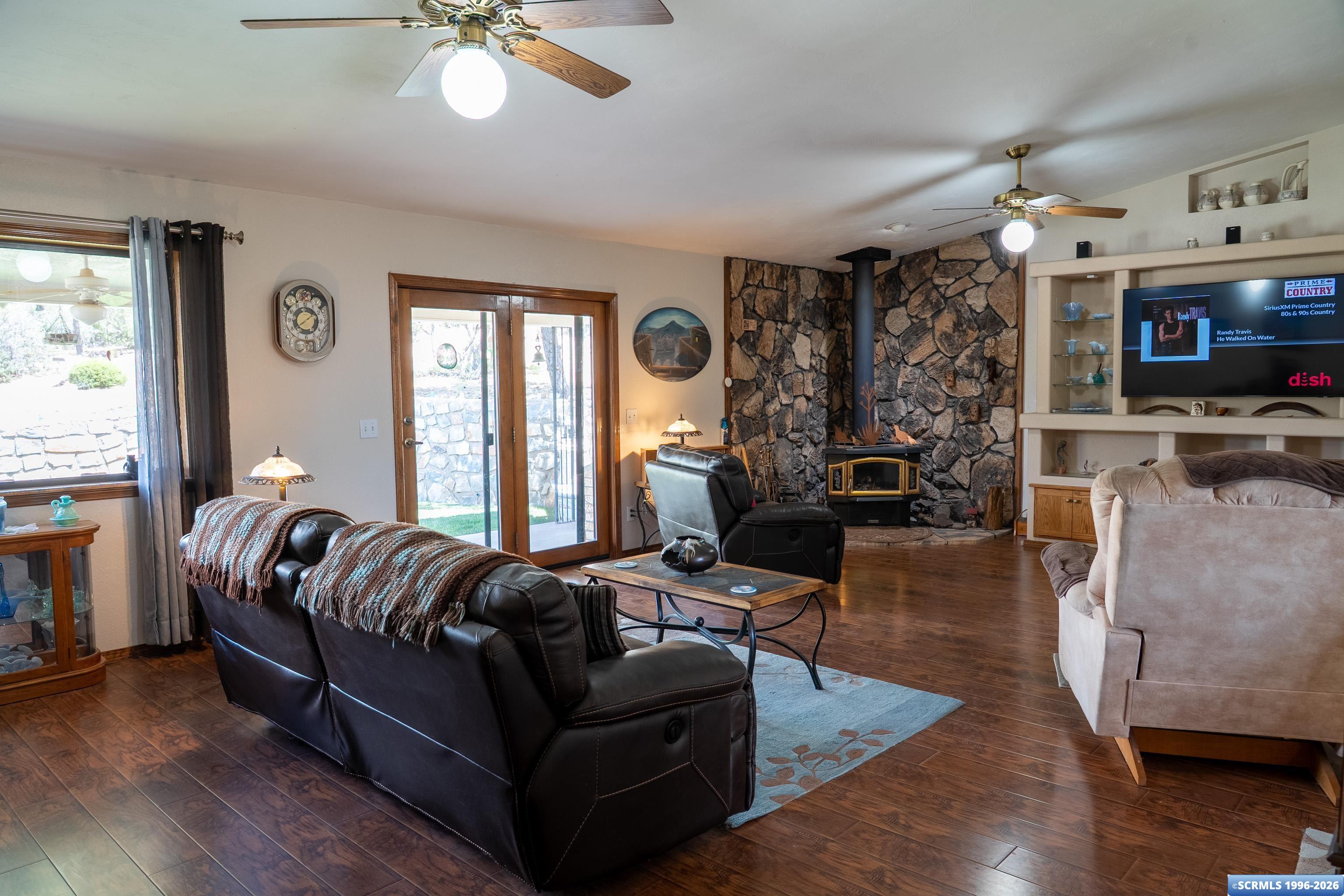 44 Wind Canyon Road, photograph 5