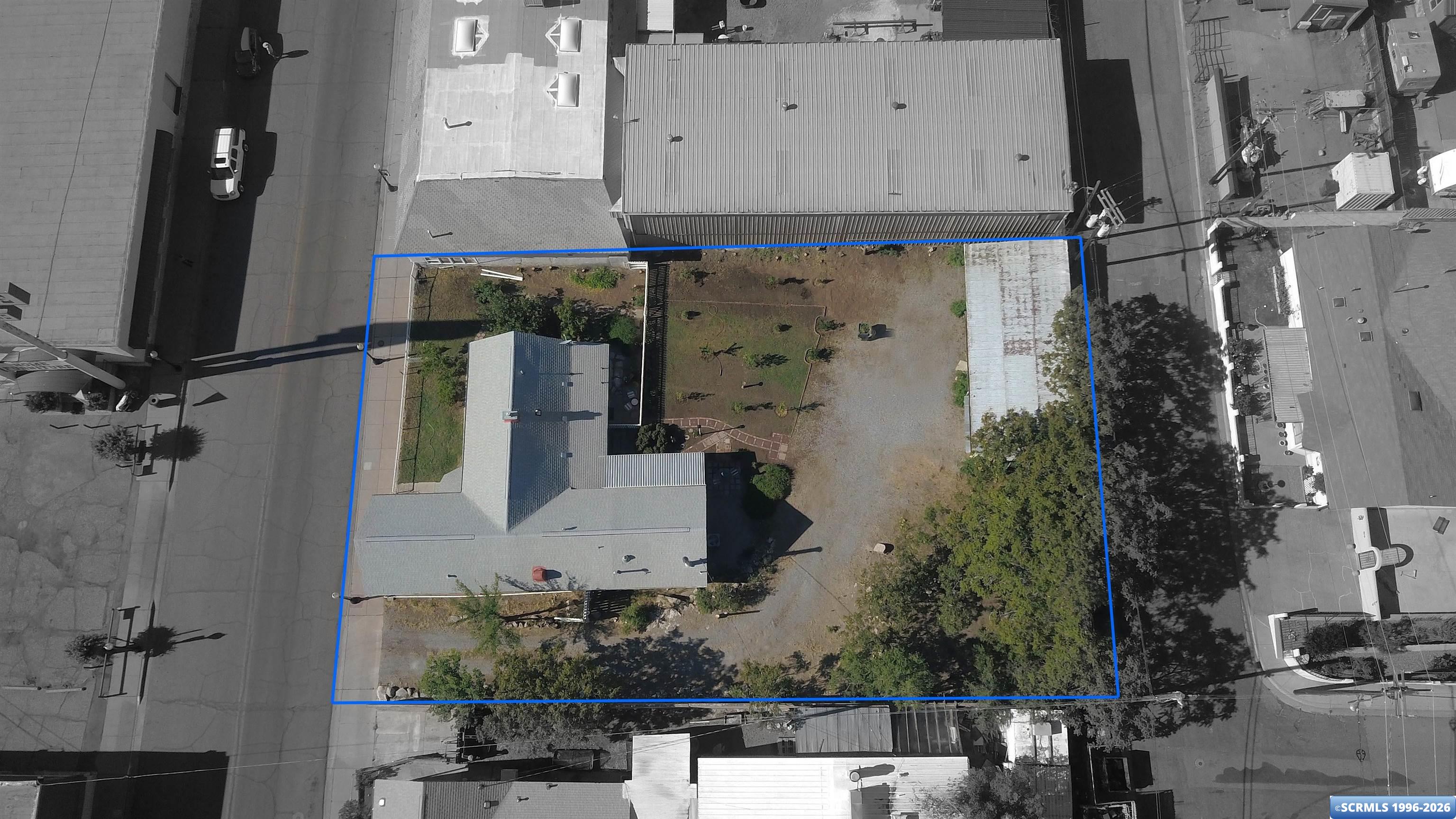 202 S Bullard Street, photograph 28