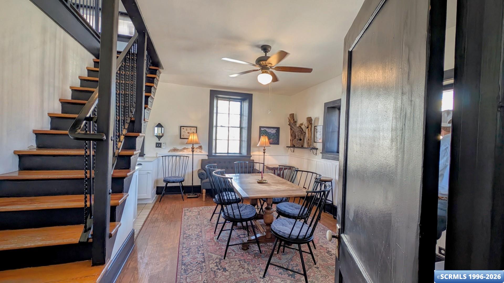 113 W 6th Street, photograph 6