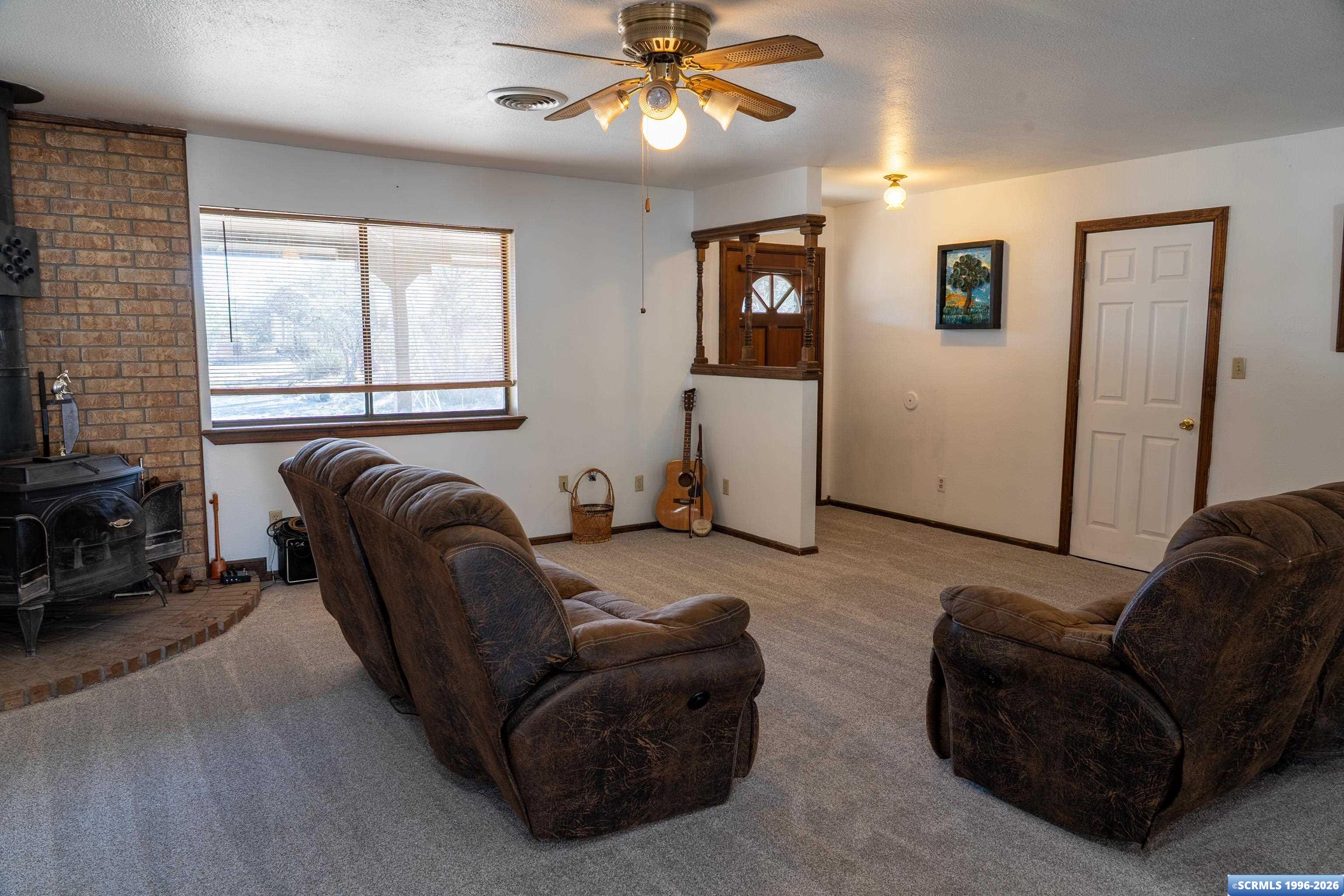 512 Cain Drive, photograph 2