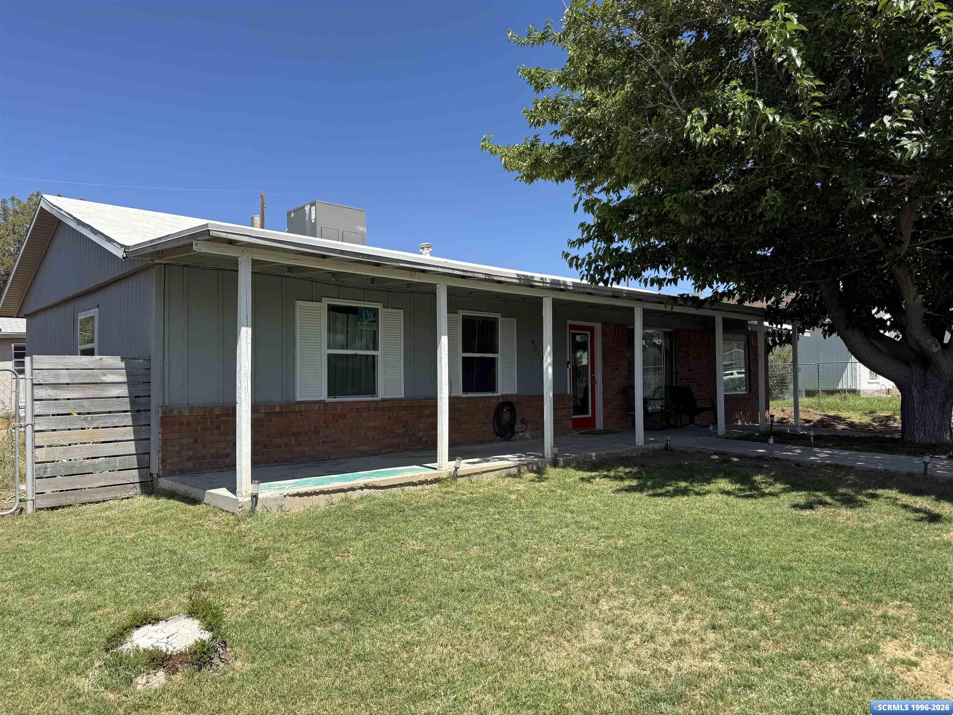 4017 Fran Dr, photograph 2