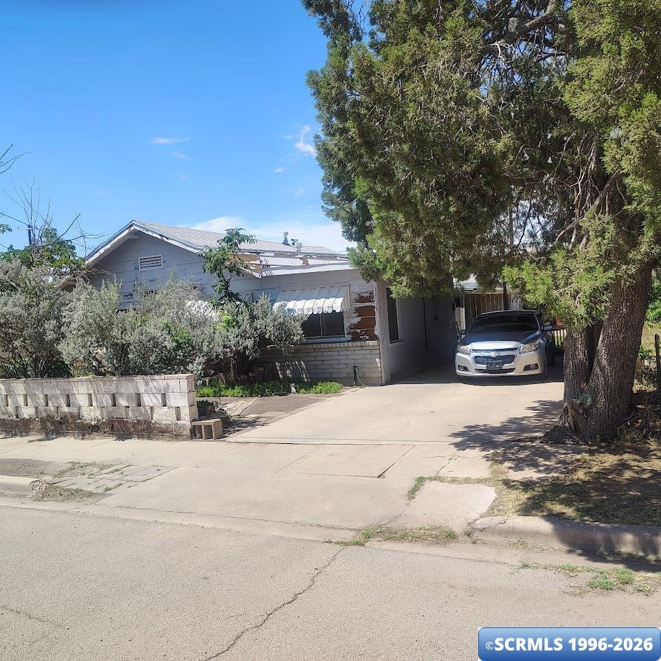 409 E 5th Street, photograph 2