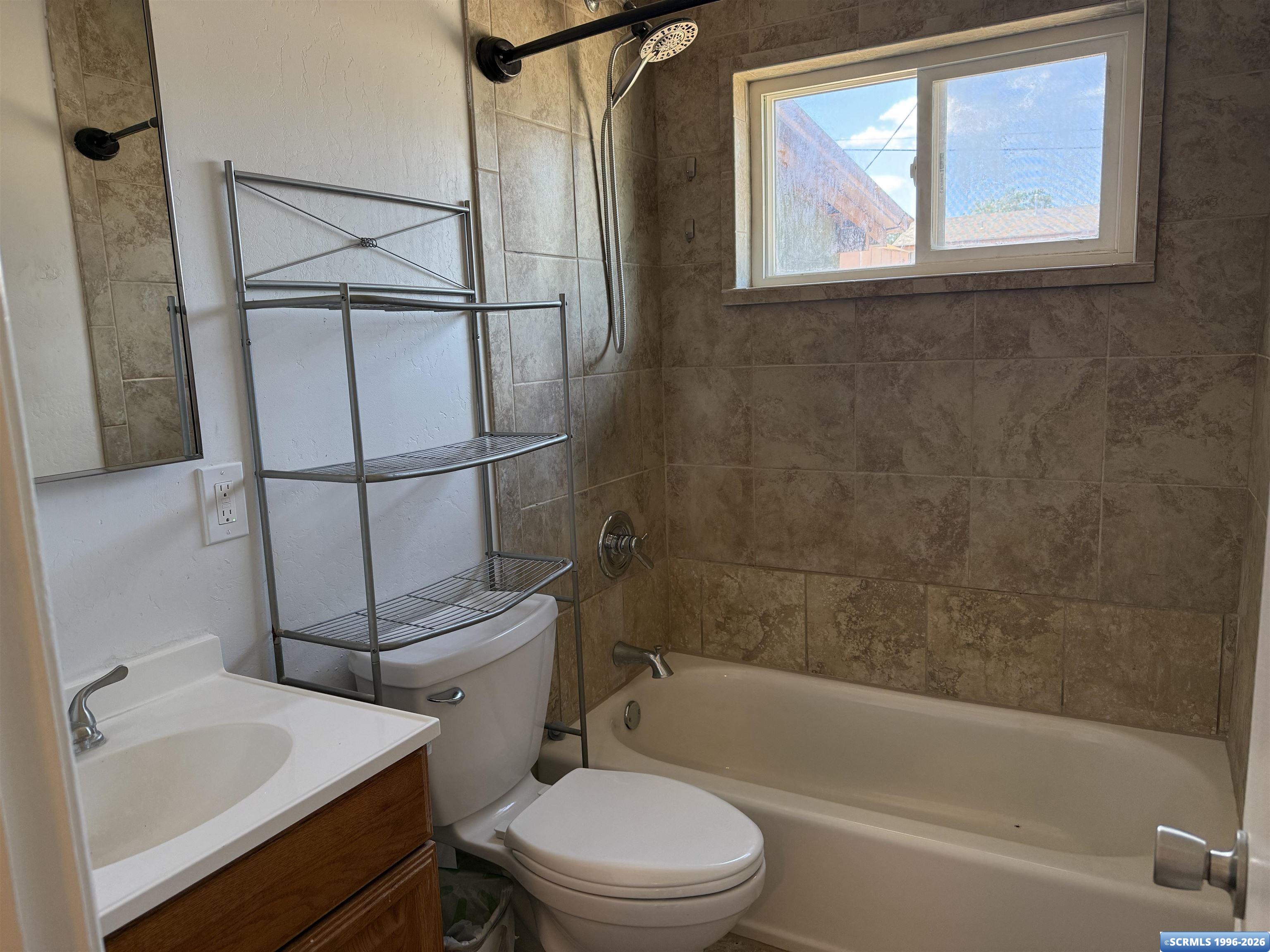 508 E 29th Street, photograph 18
