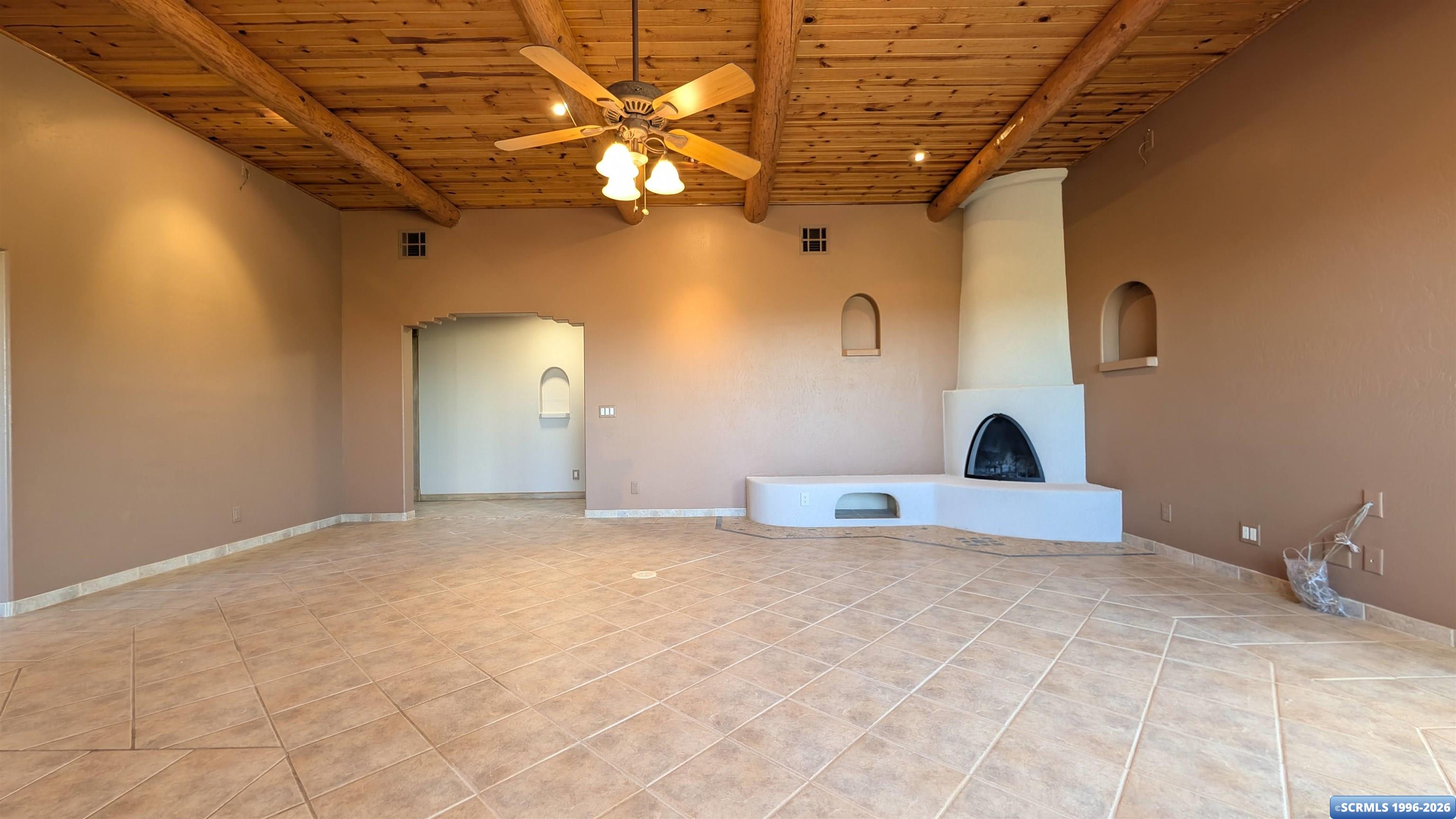 211 Camino de Viento, photograph 5