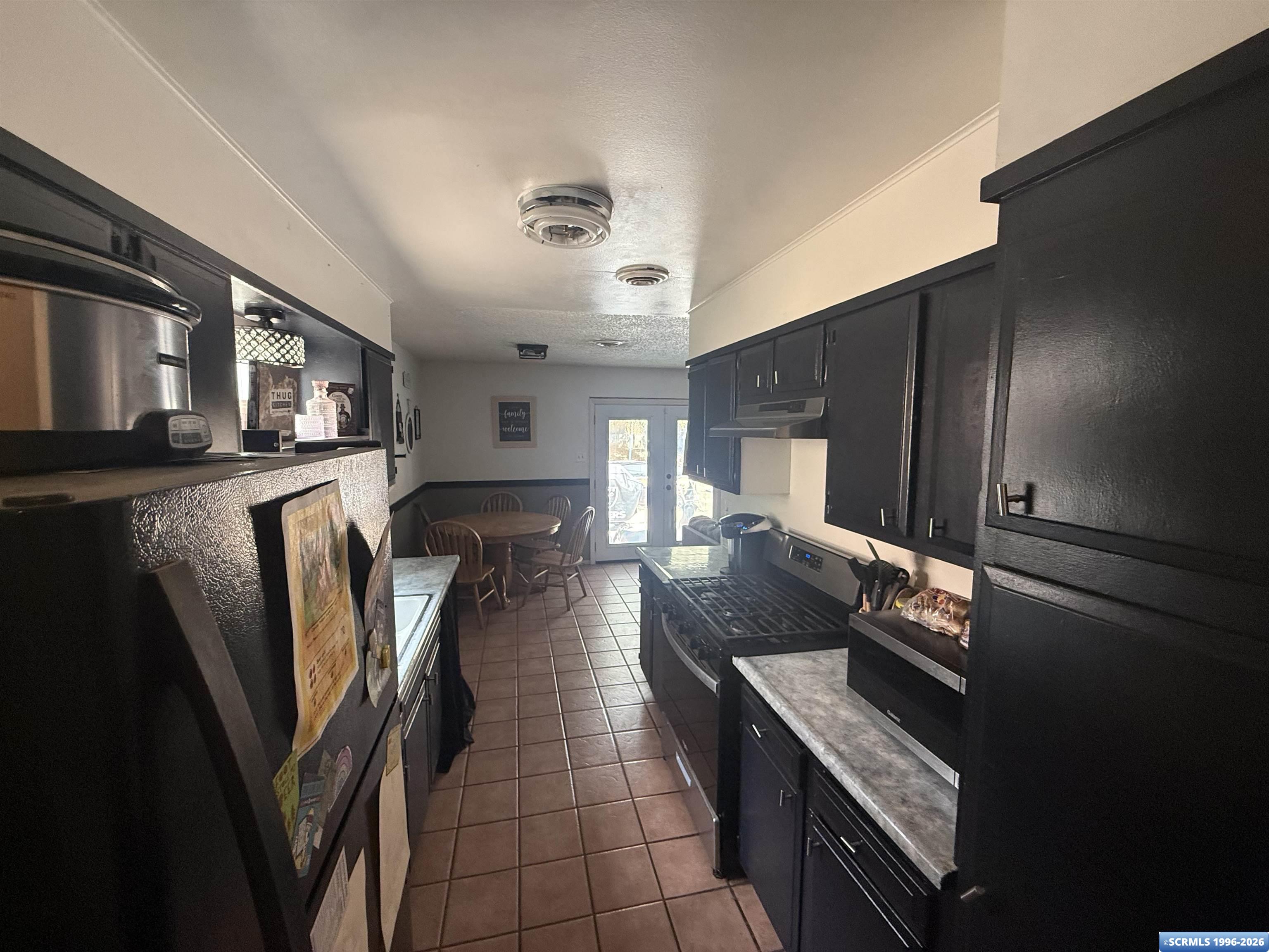 2404 Swarthmore, photograph 3