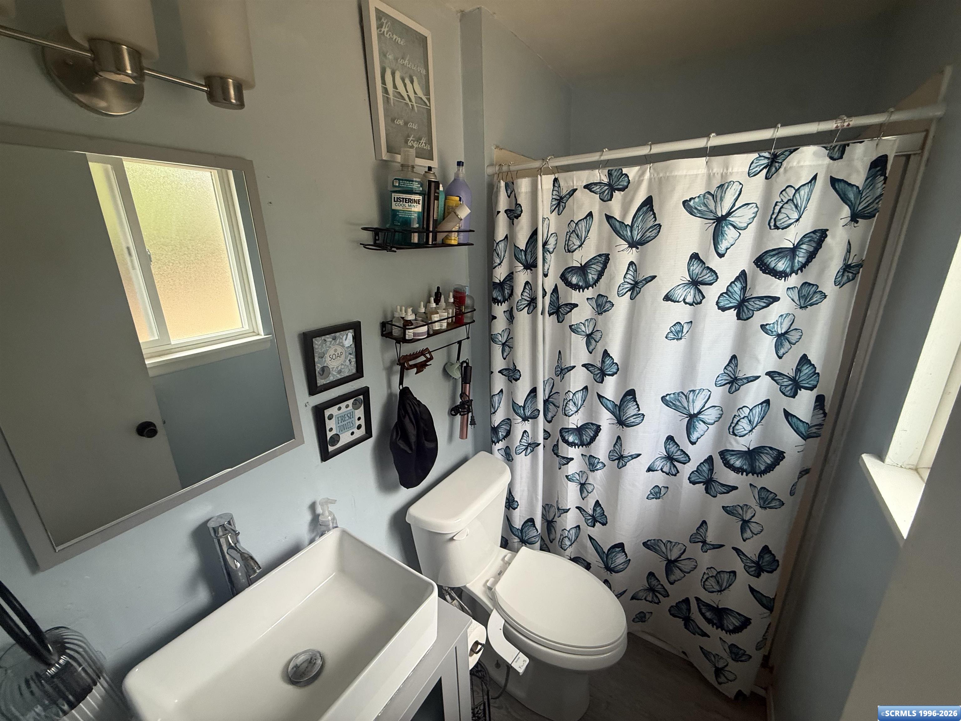 2404 Swarthmore, photograph 10
