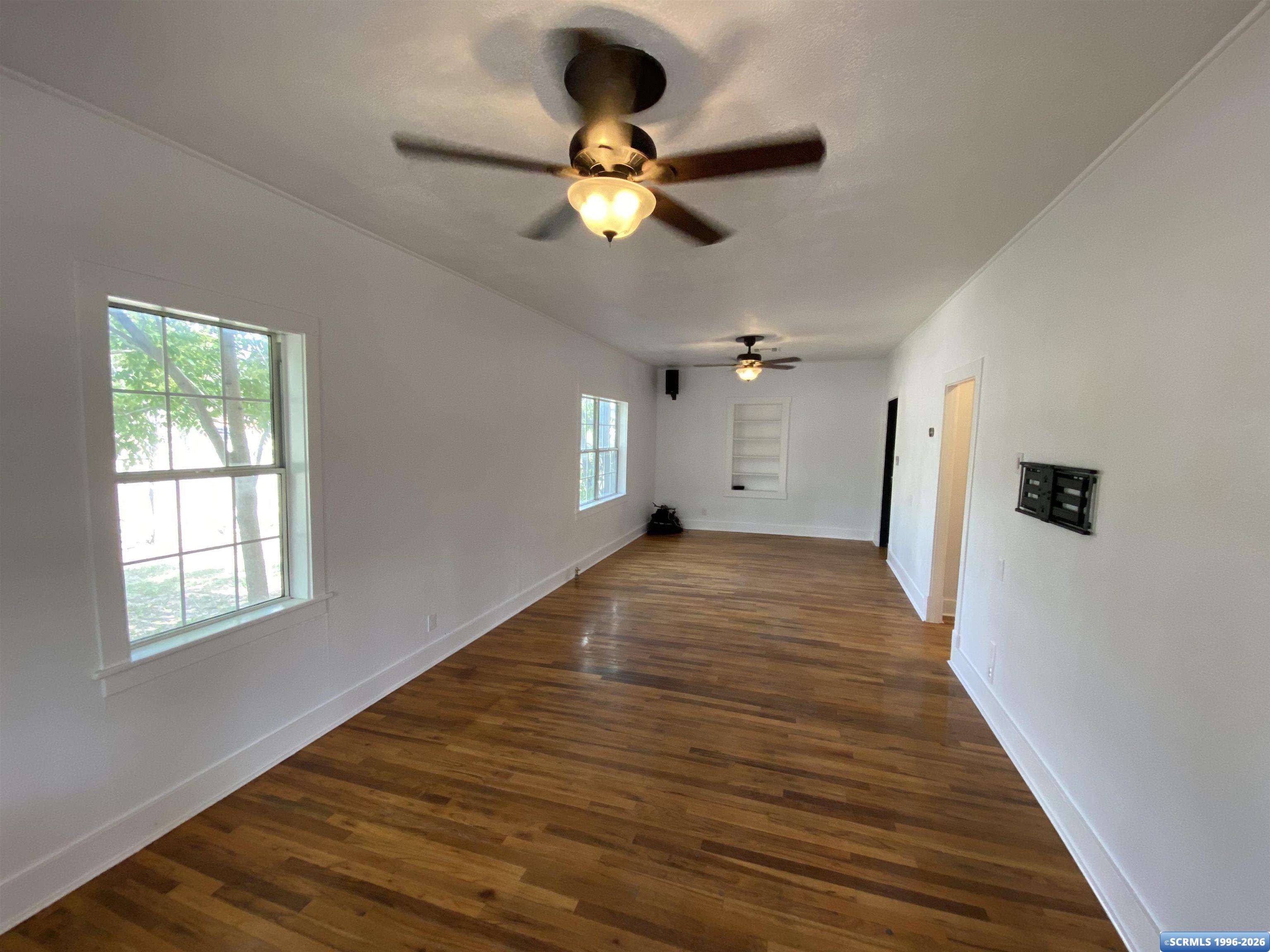 112 Carrasco Avenue, photograph 4