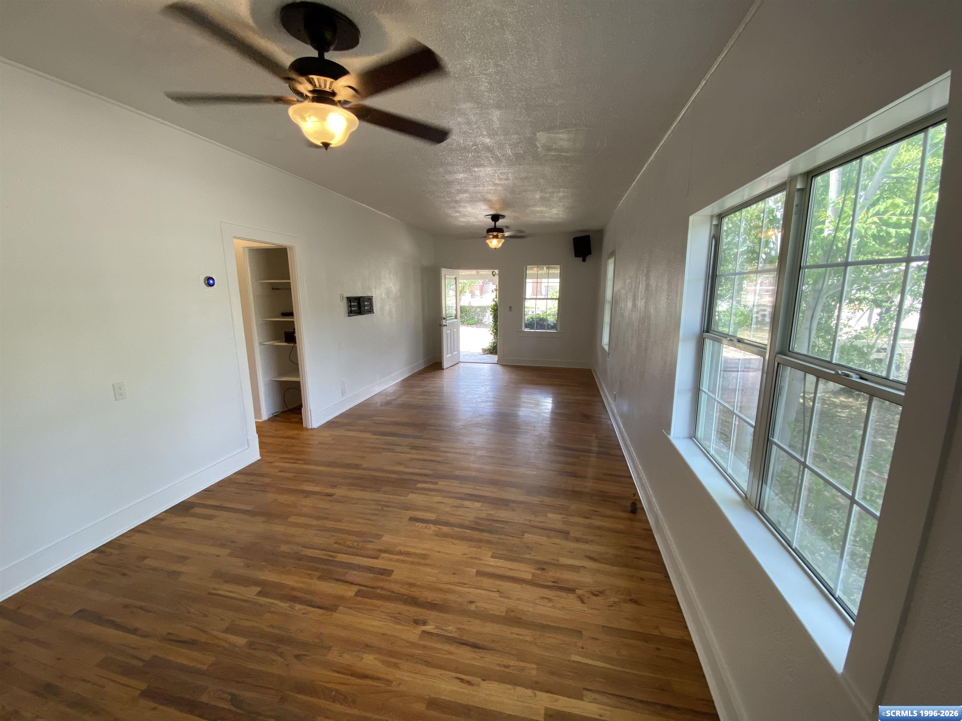 112 Carrasco Avenue, photograph 5