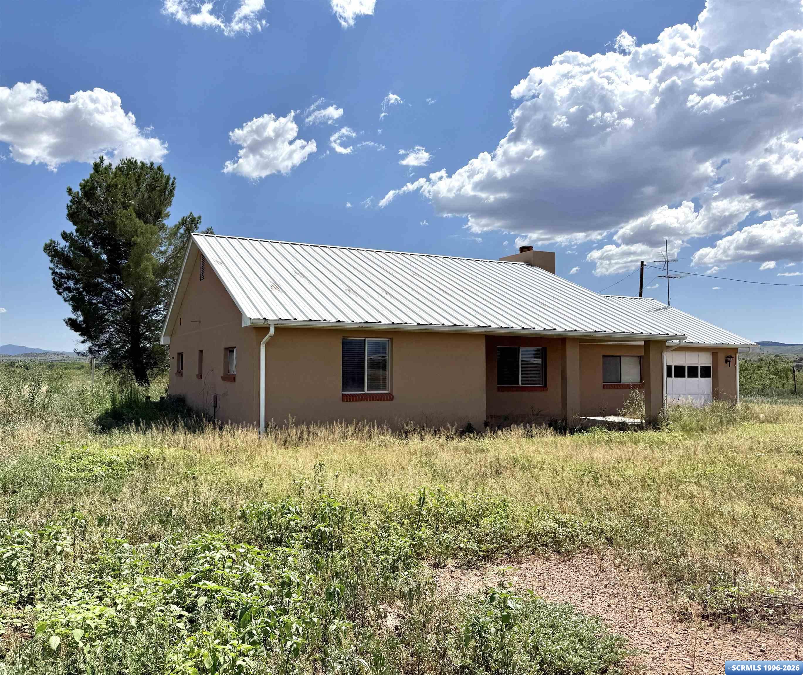 47 Mesa Road, photograph 2