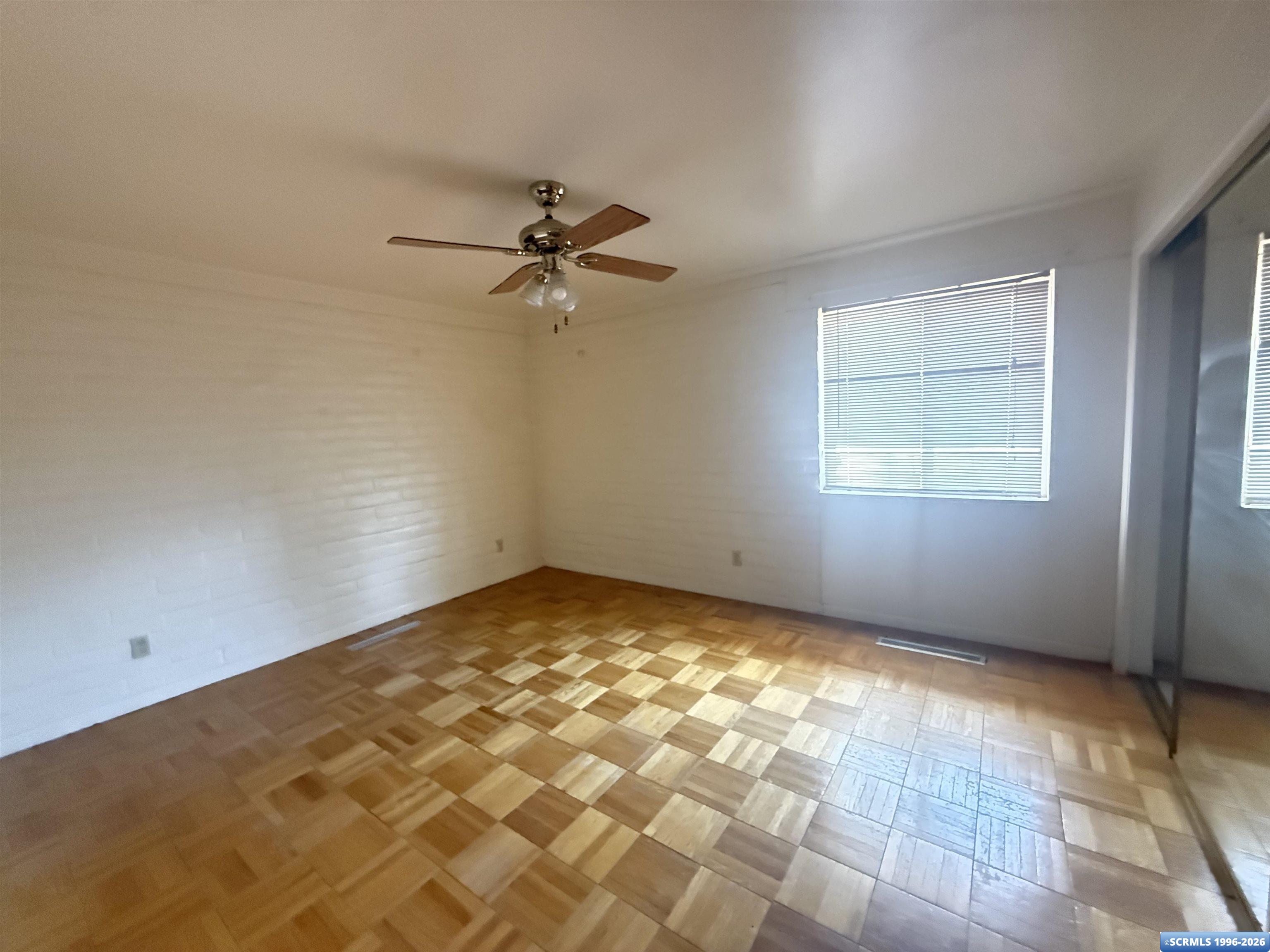 404 Malachite Avenue, photograph 15