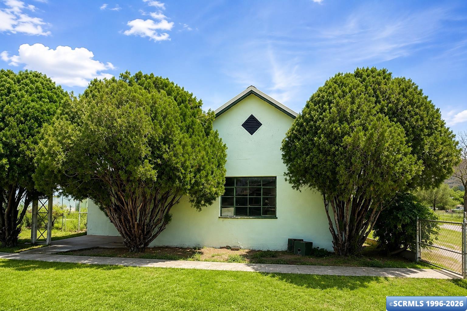 600 Orchard Street, Bayard