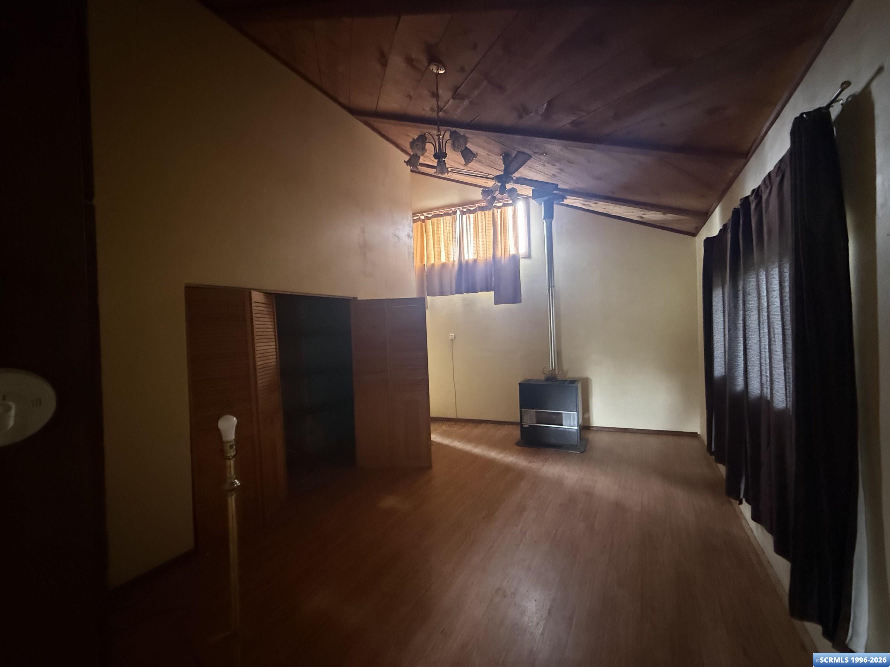 1102 Escondida St, photograph 3