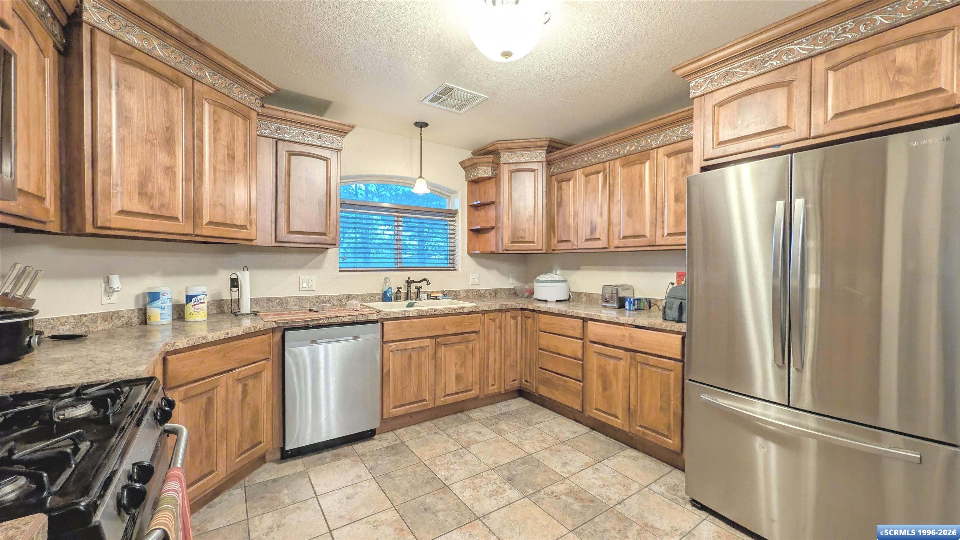 1515 E Pine Street, photograph 2