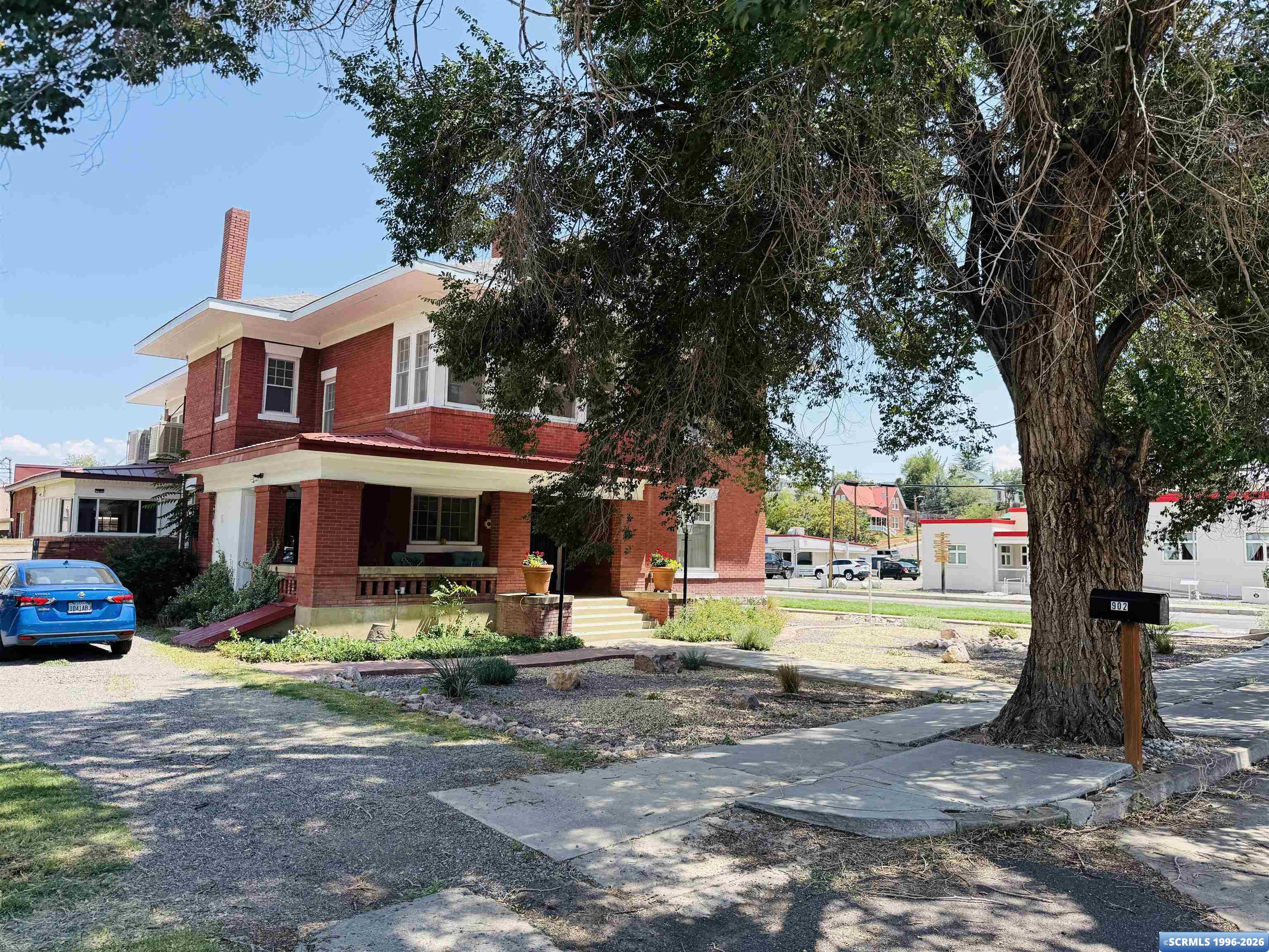 902 N Santa Rita Street, photograph 49