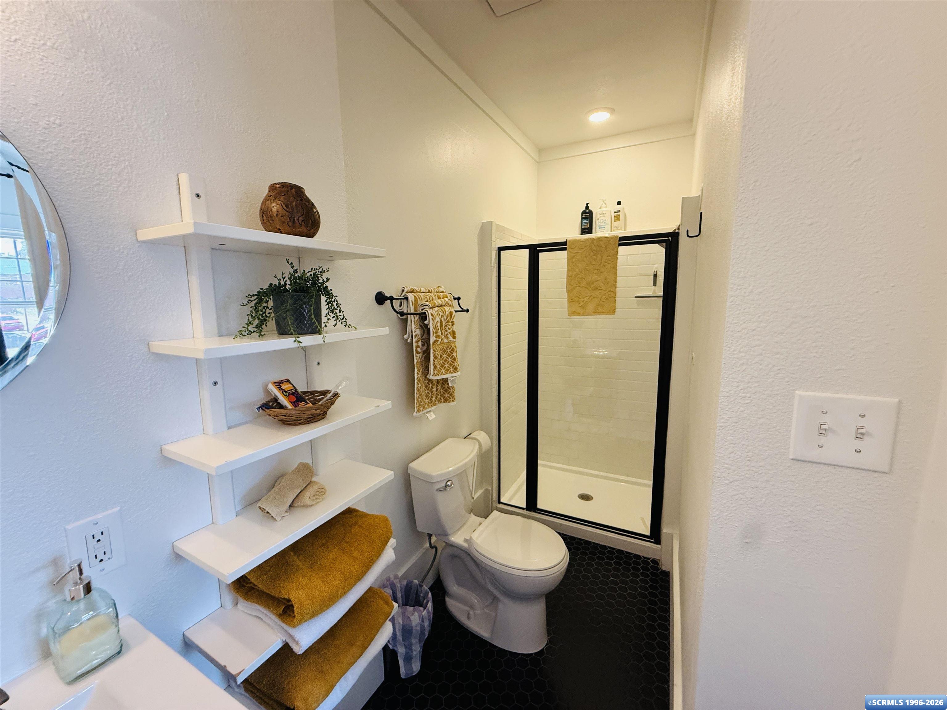 902 N Santa Rita Street, photograph 36