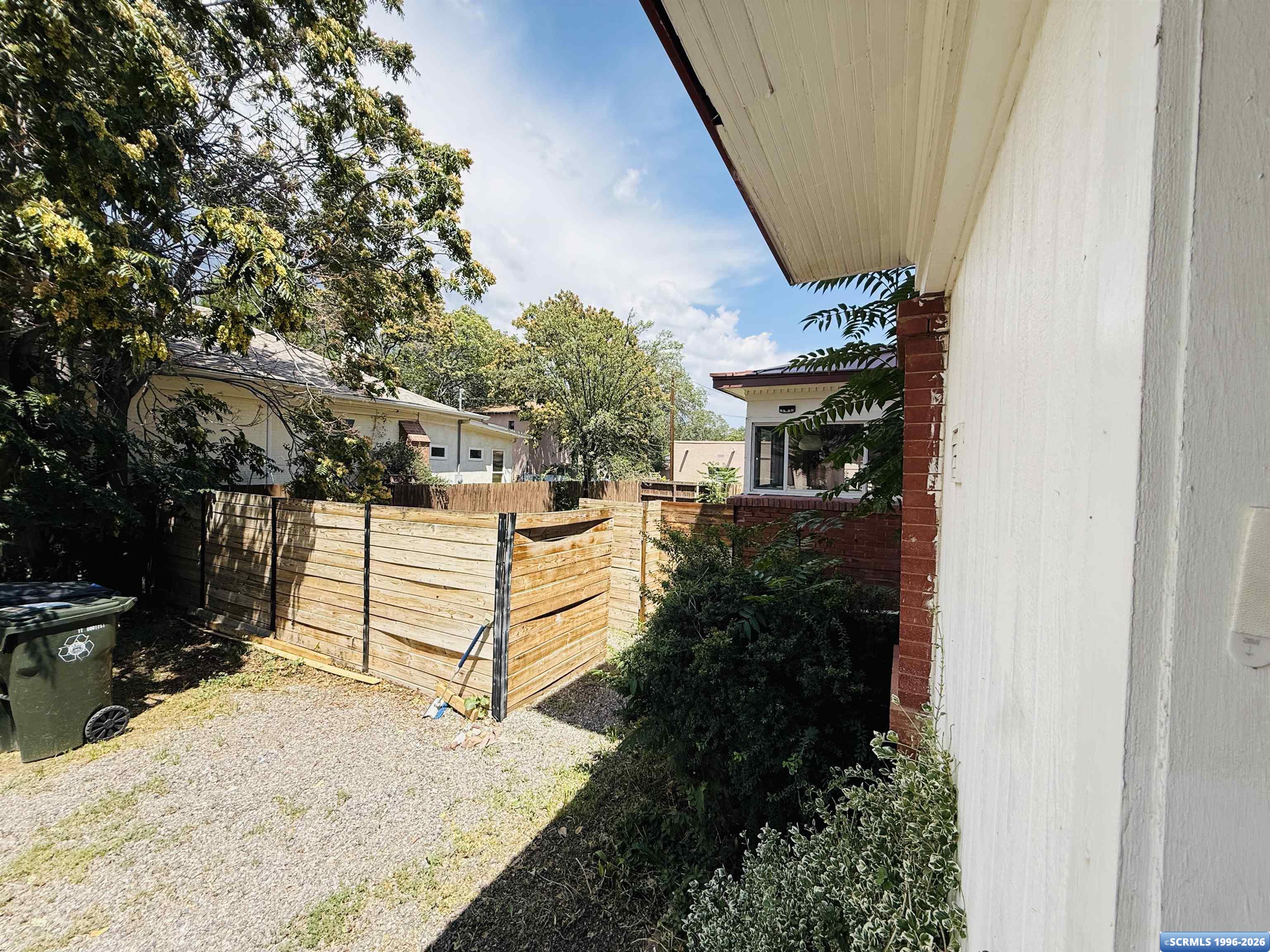 902 N Santa Rita Street, photograph 25