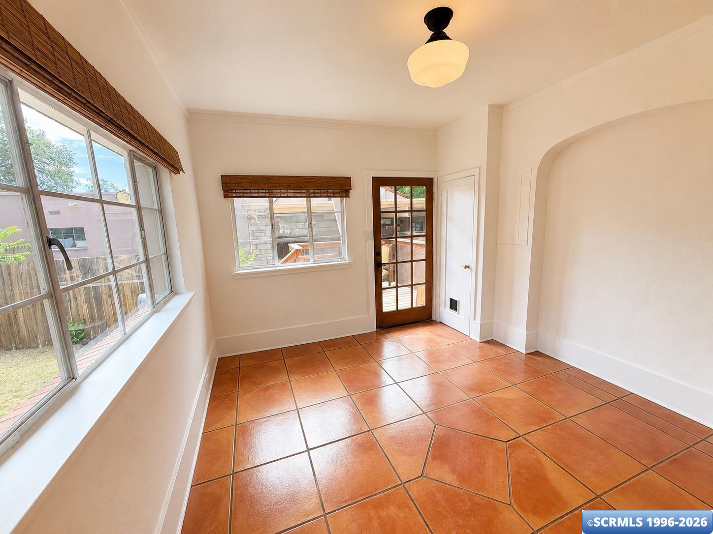 902 N Santa Rita Street, photograph 17