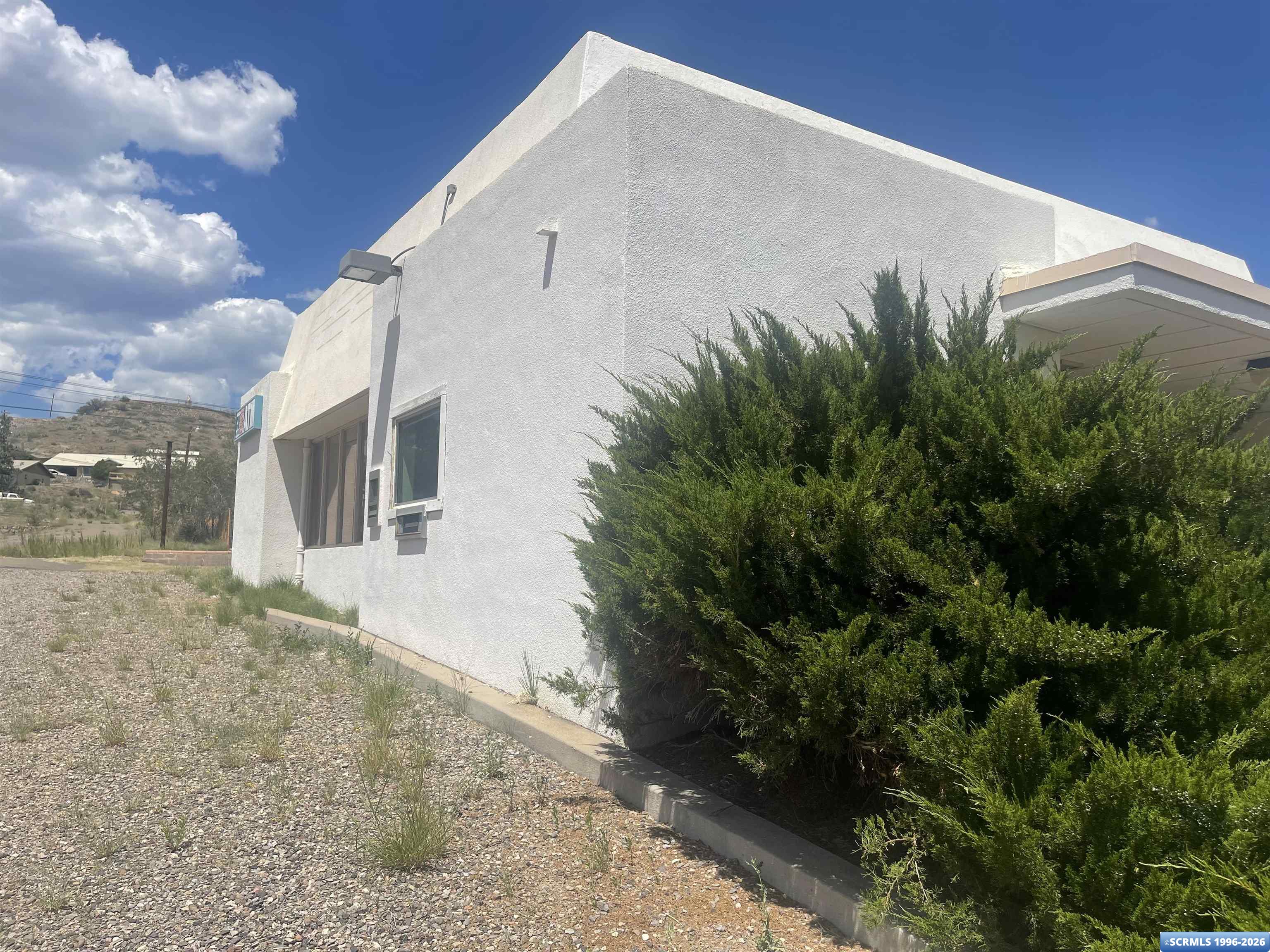 607 Winifred Street, photograph 6