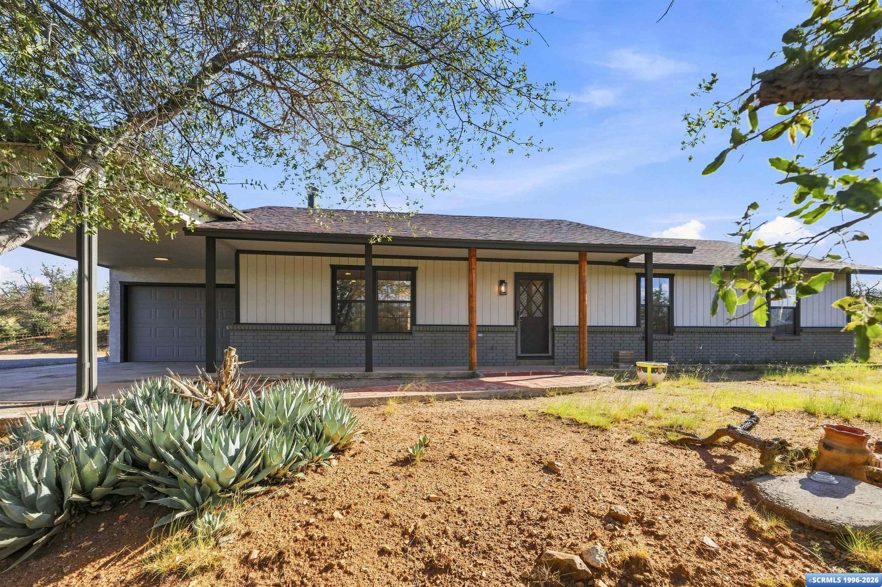 42 Cullum Drive, photograph 2