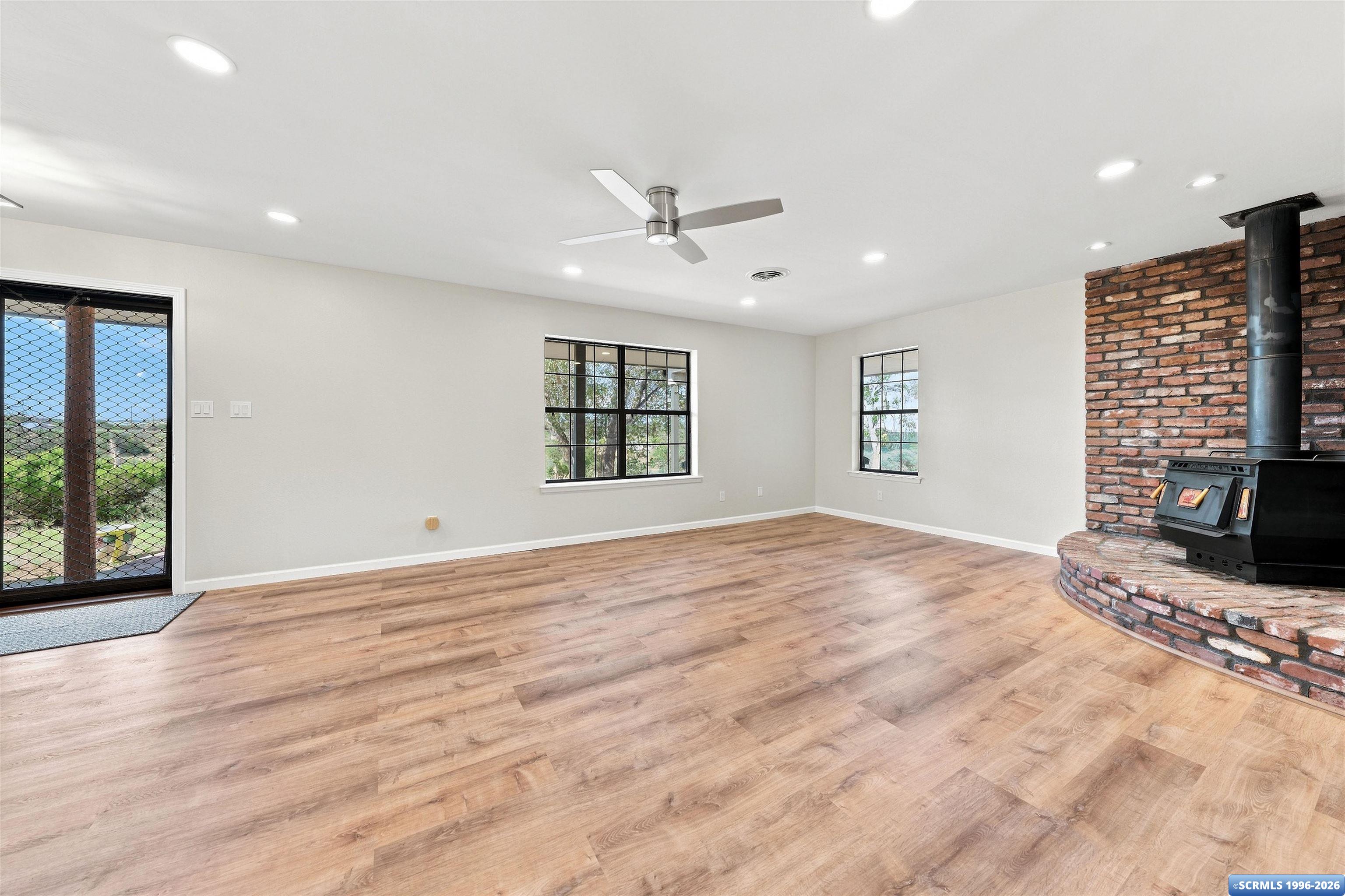 42 Cullum Drive, photograph 7