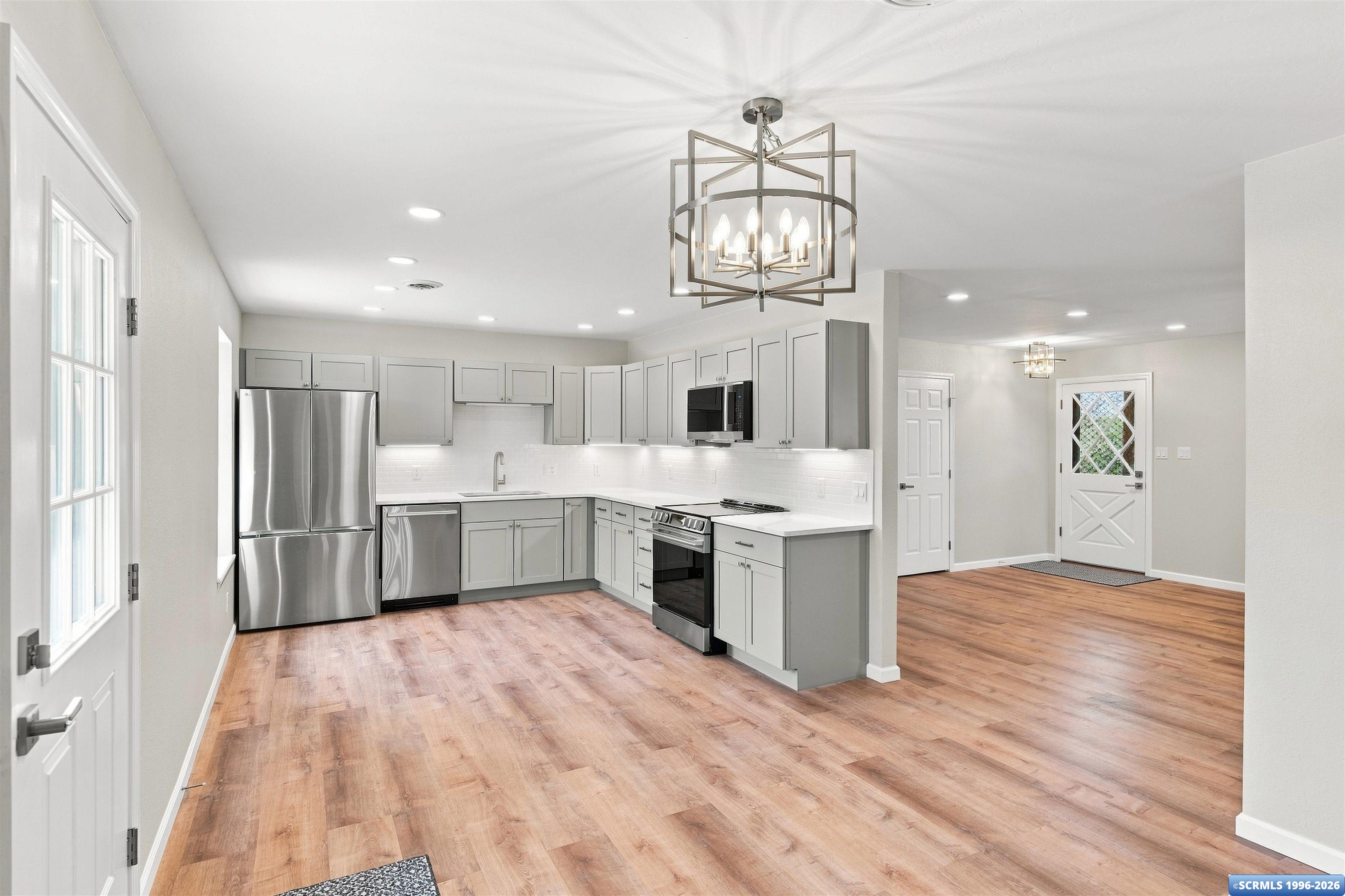 42 Cullum Drive, photograph 11