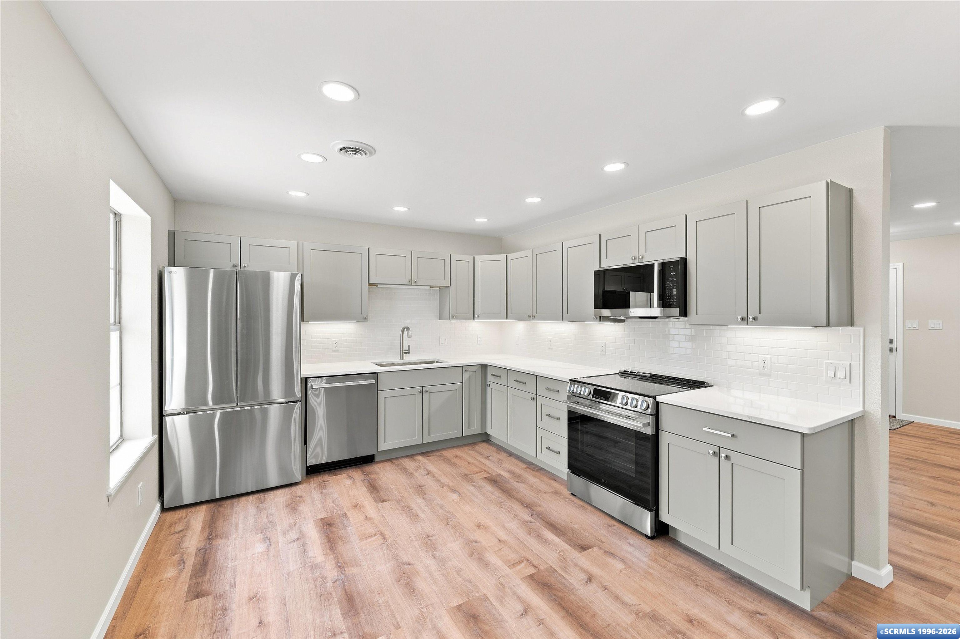 42 Cullum Drive, photograph 12