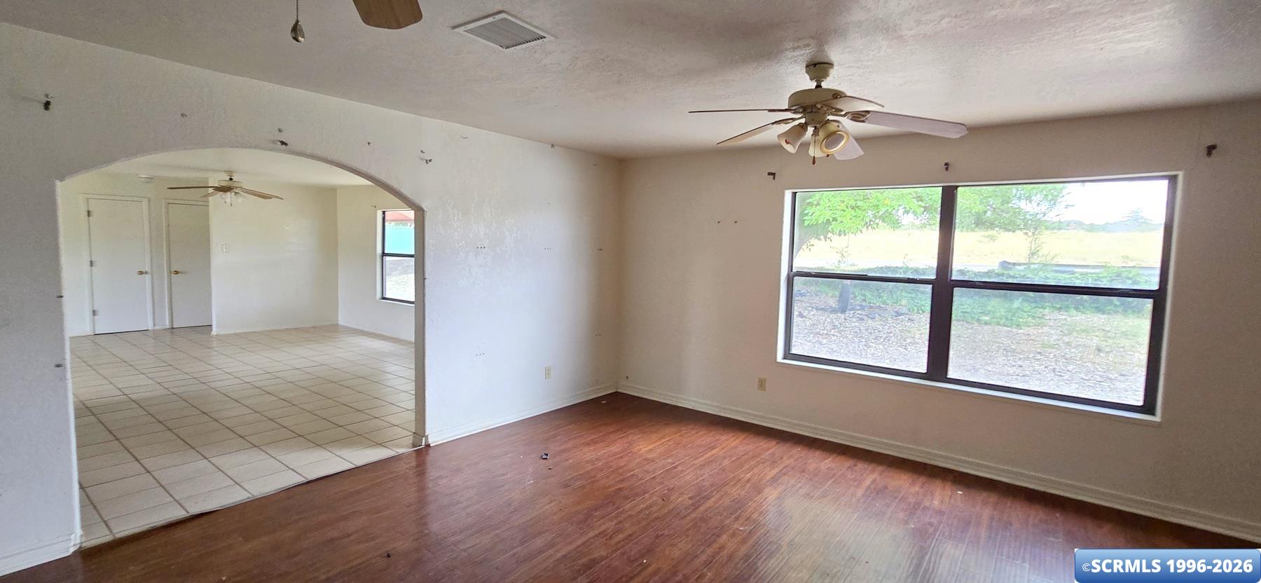 2800 TABOR DRIVE, photograph 2
