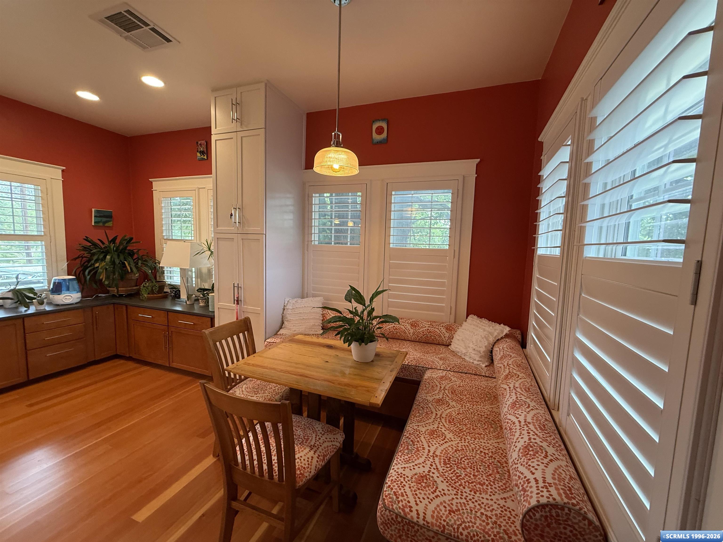 1002 Santa Rita Street, photograph 11