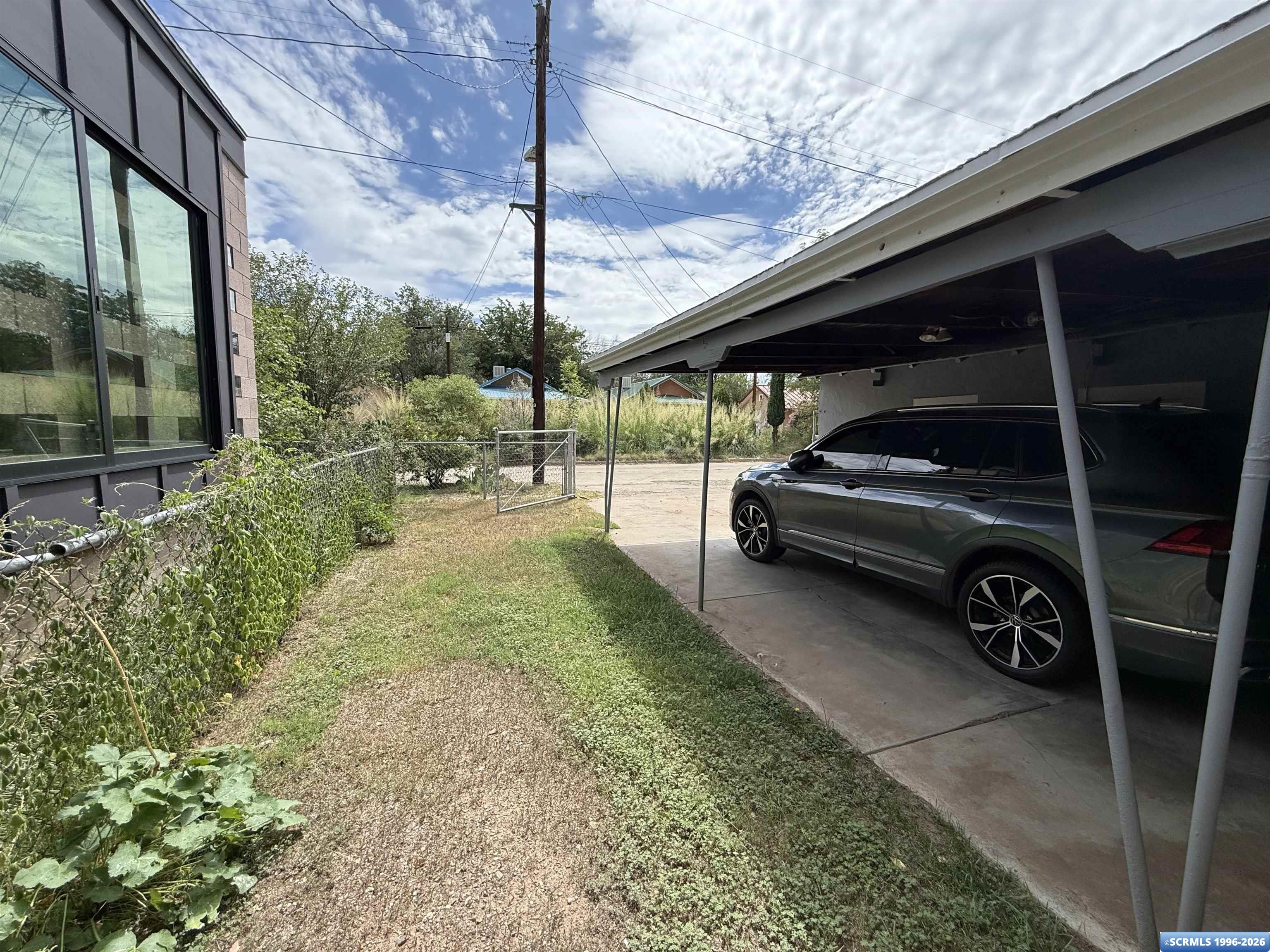 1002 Santa Rita Street, photograph 40