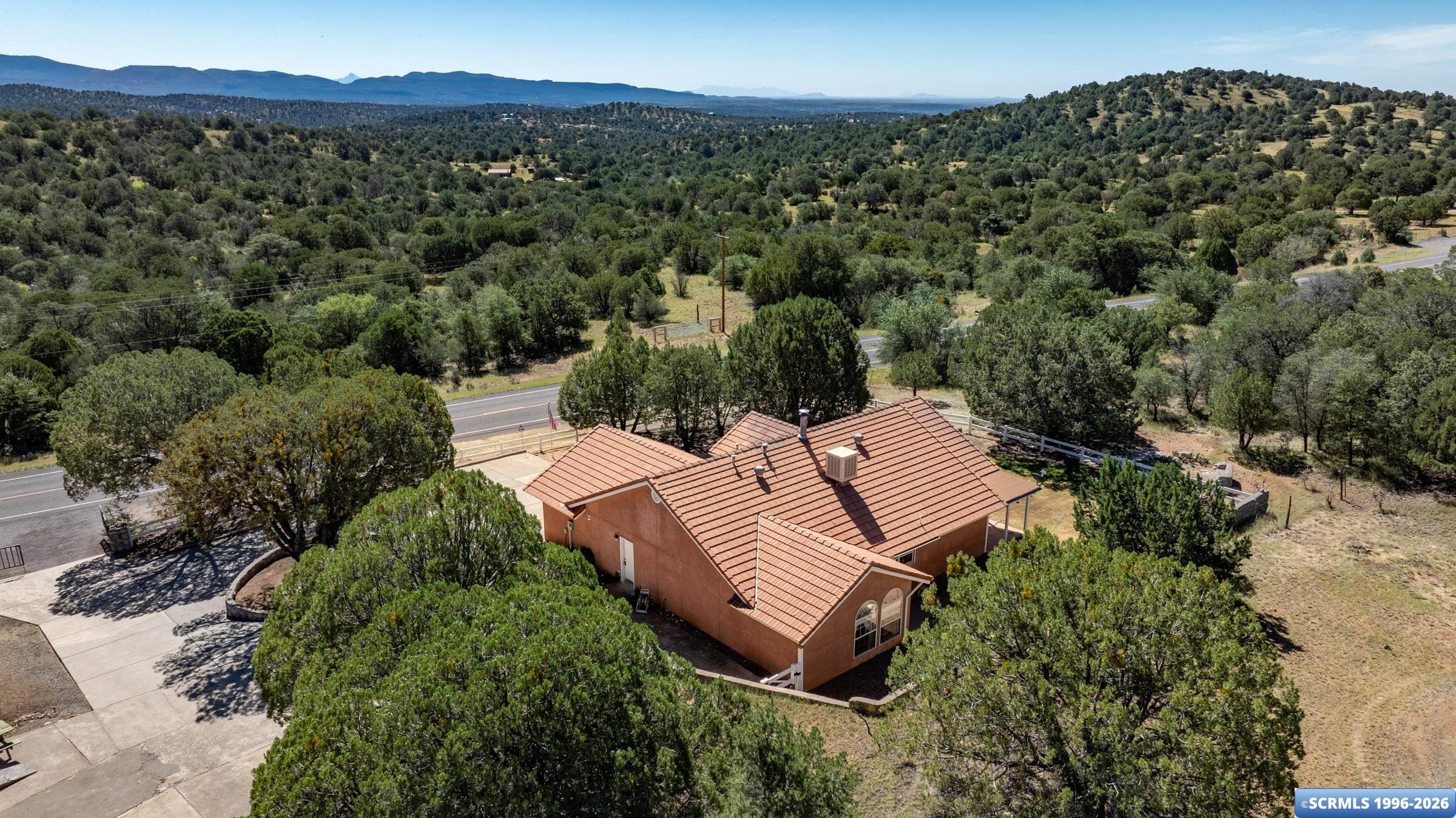 4601 Highway 15, photograph 3