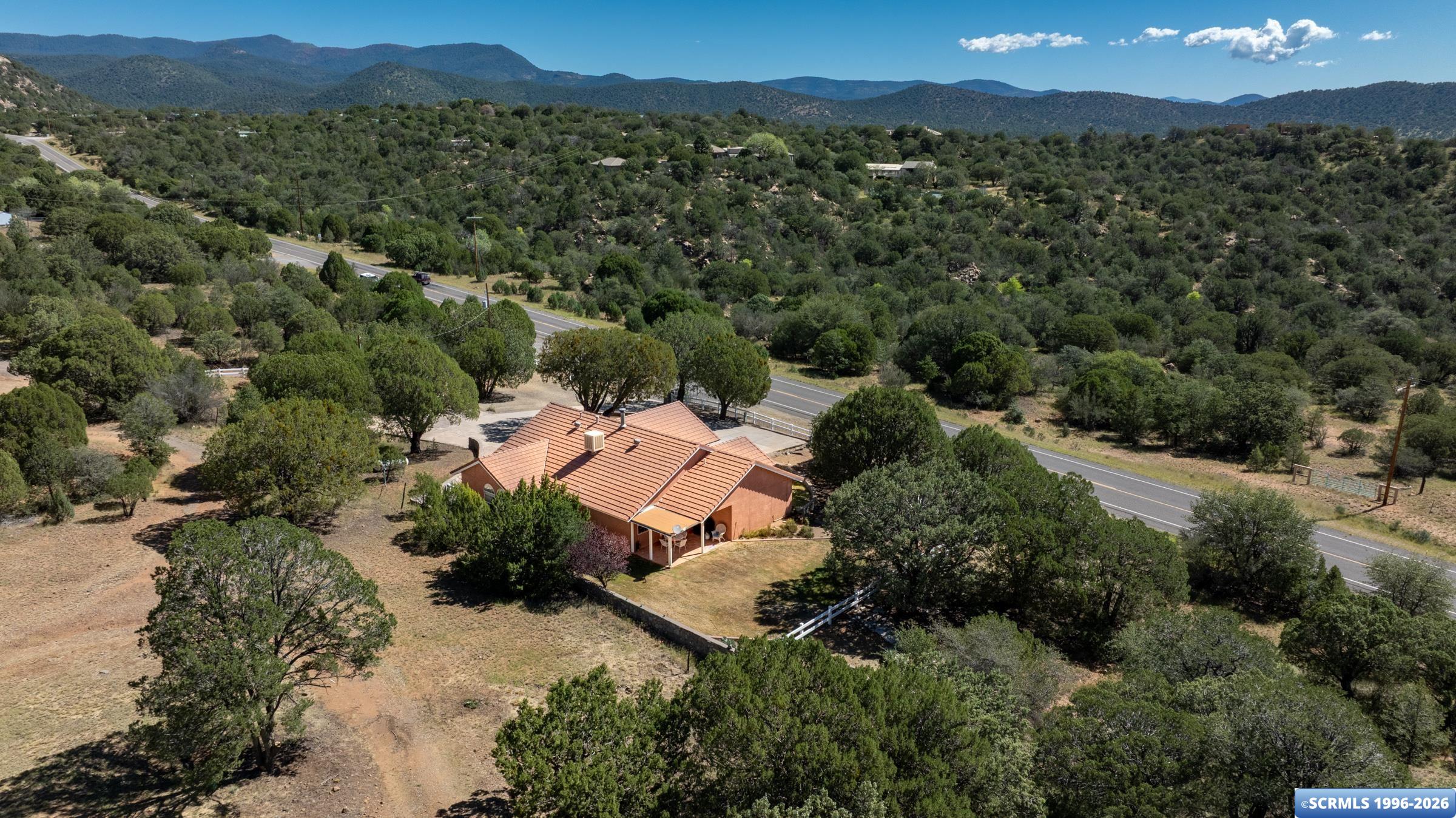 4601 Highway 15, photograph 5