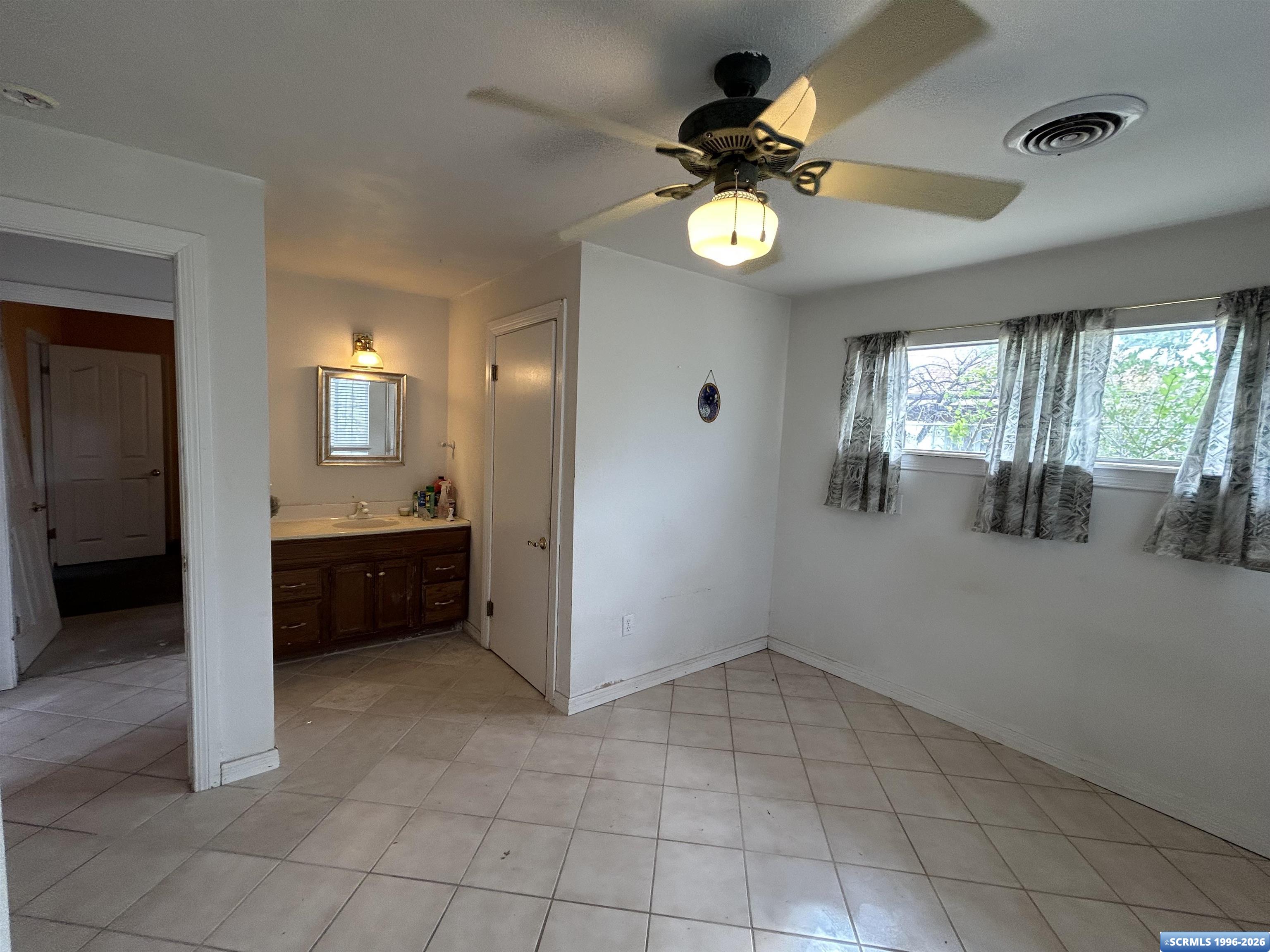 305 Santa Rita Street, photograph 14
