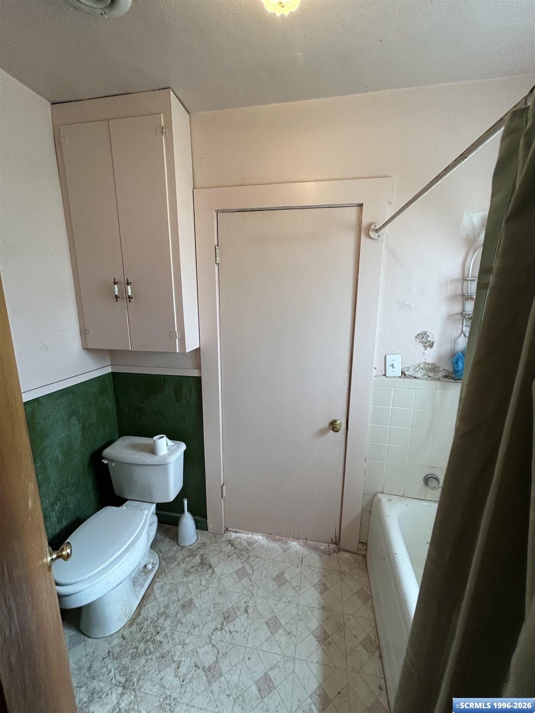 305 Santa Rita Street, photograph 8