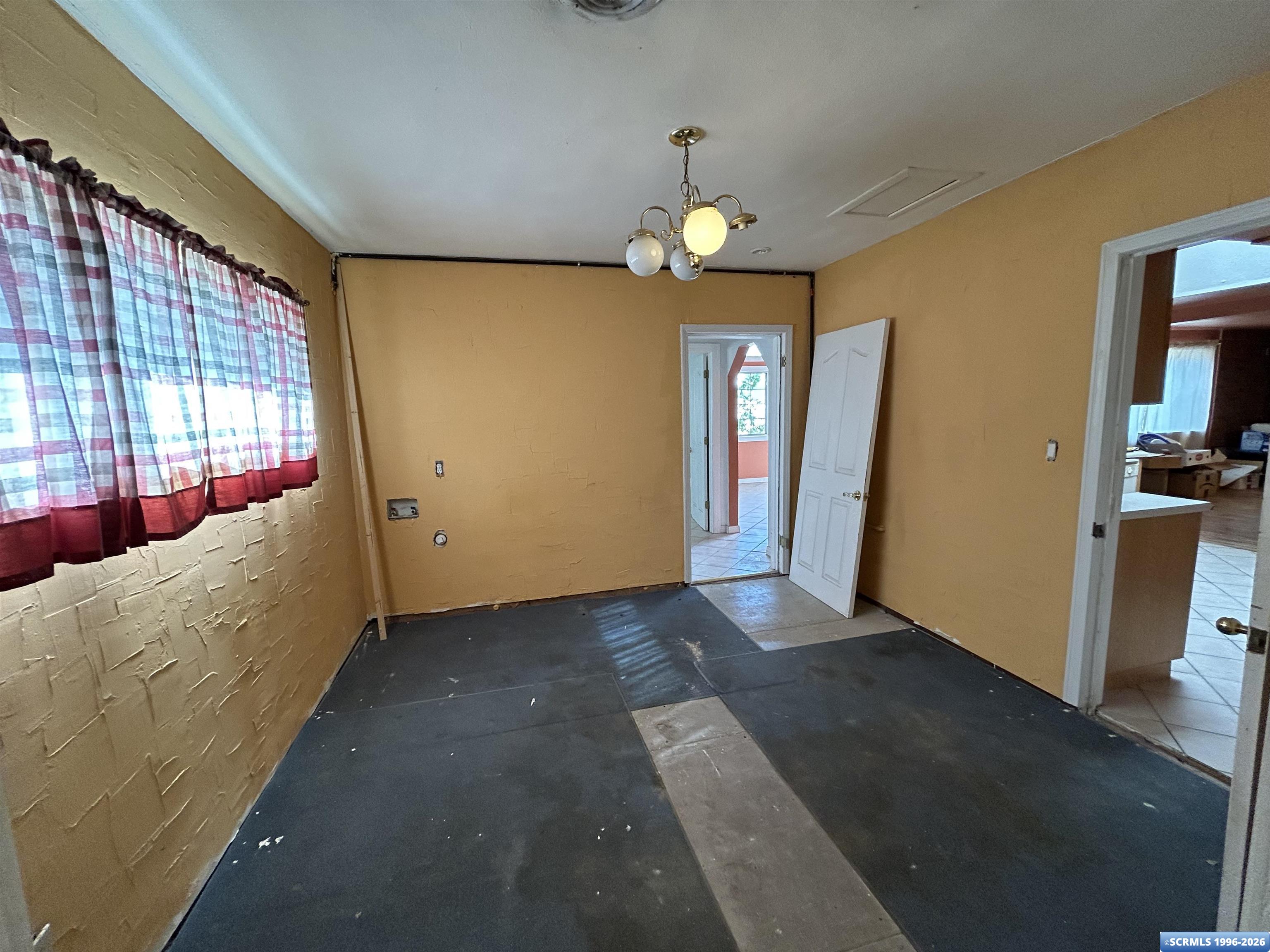 305 Santa Rita Street, photograph 10