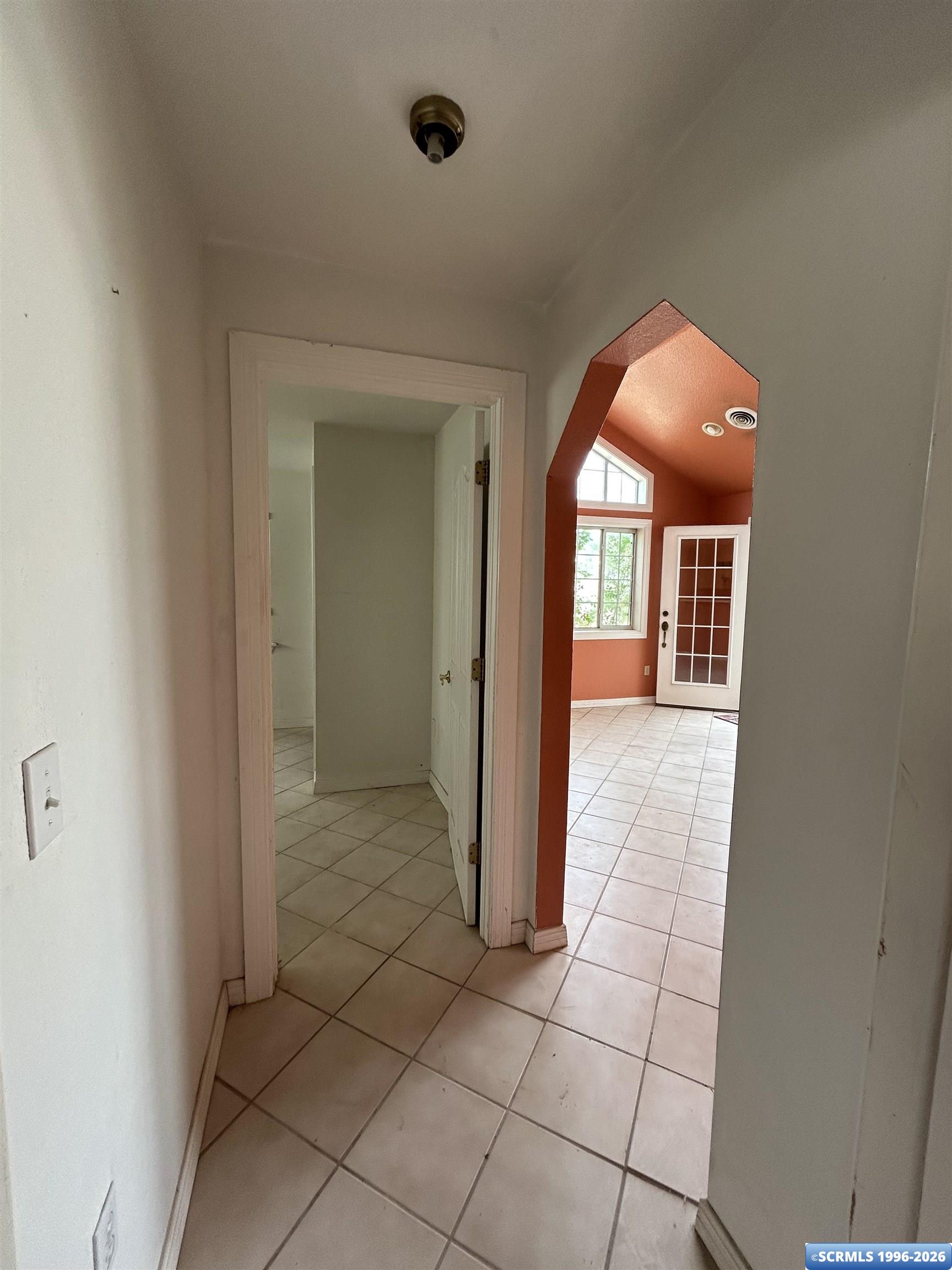 305 Santa Rita Street, photograph 11